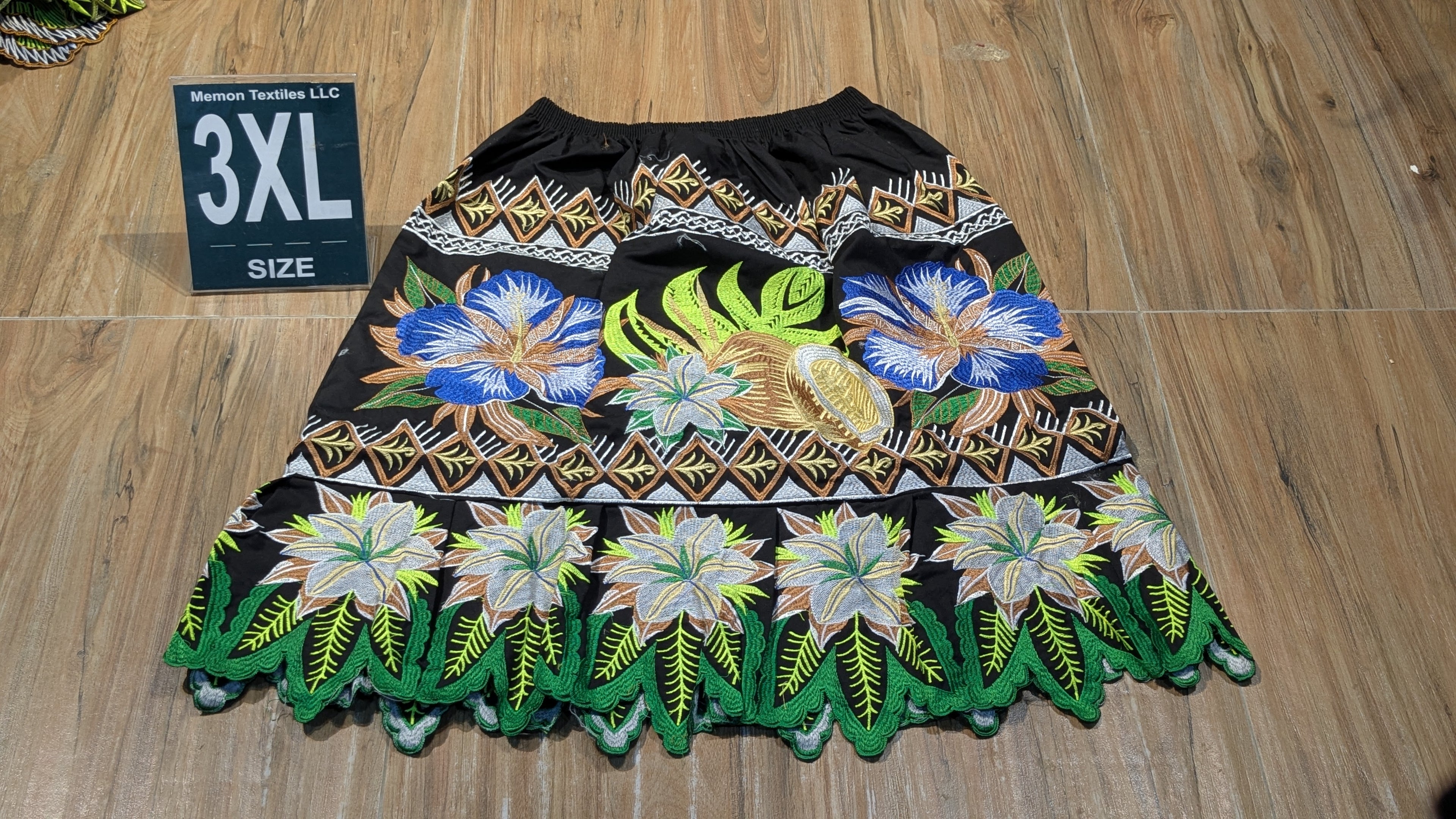 Embroidered Island Skirts (Urohs) - 3XL