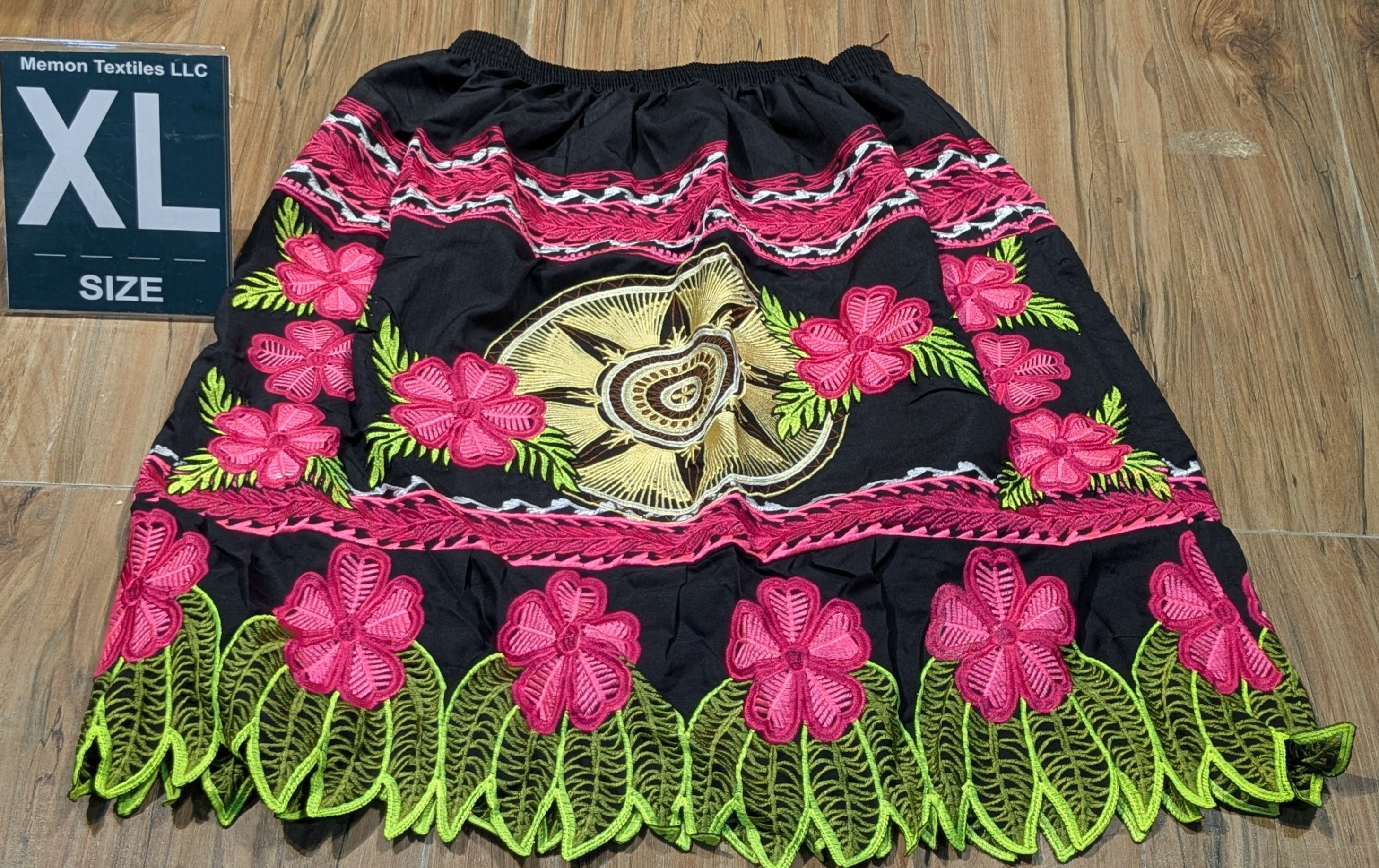 Embroidered Island Skirts (Urohs) - XL