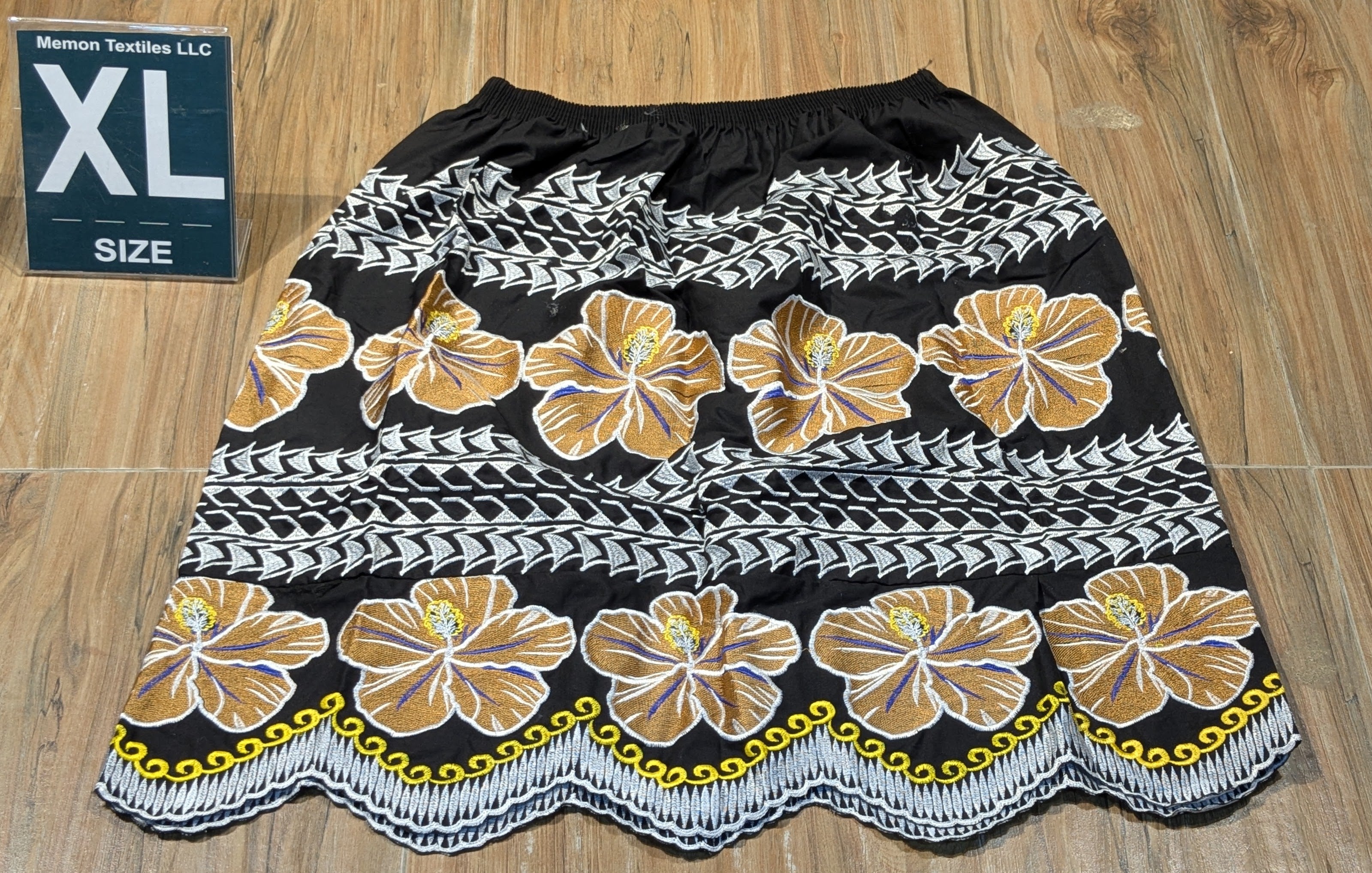 Embroidered Island Skirts (Urohs) - XL