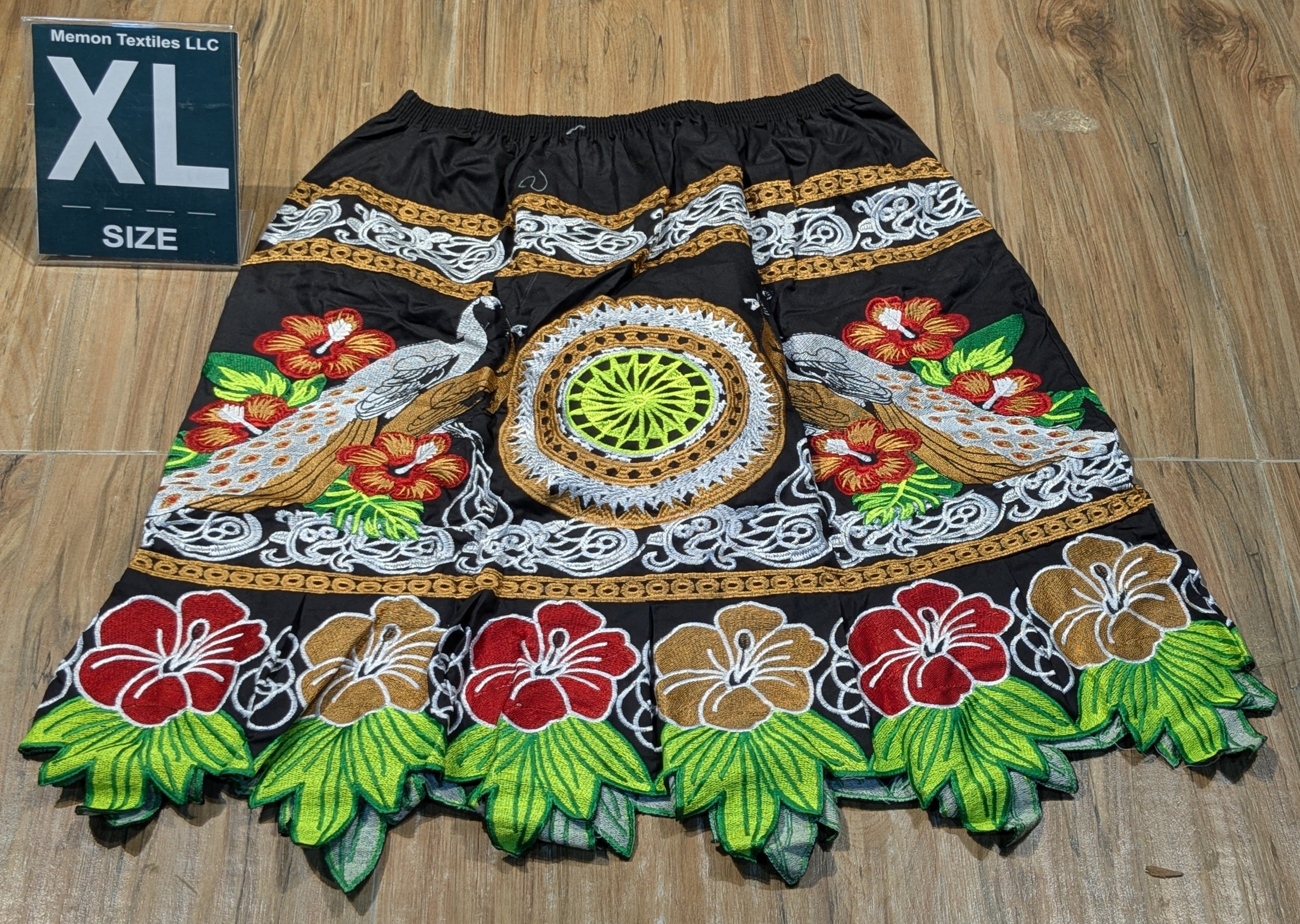 Embroidered Island Skirts (Urohs) - XL