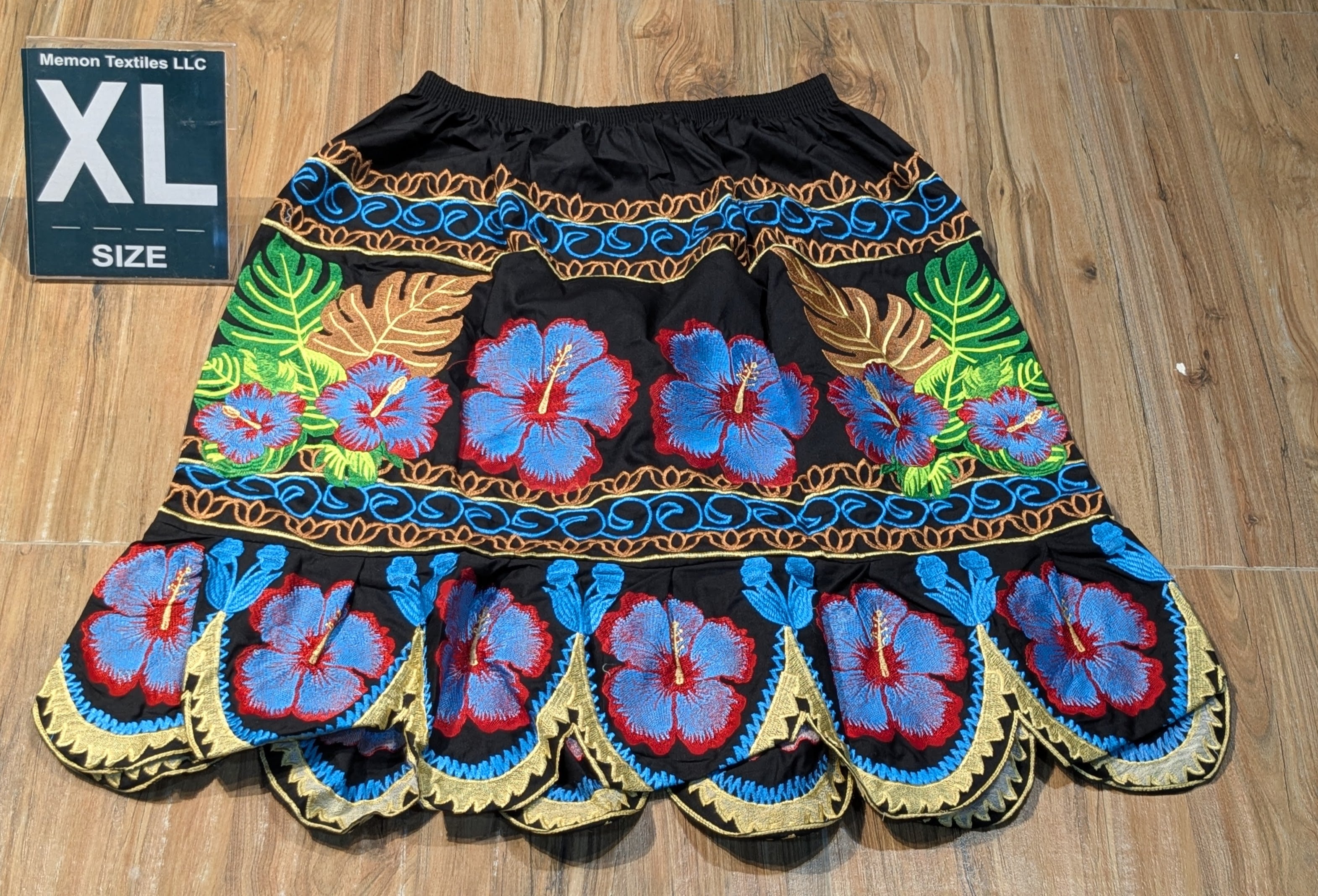 Embroidered Island Skirts (Urohs) - XL