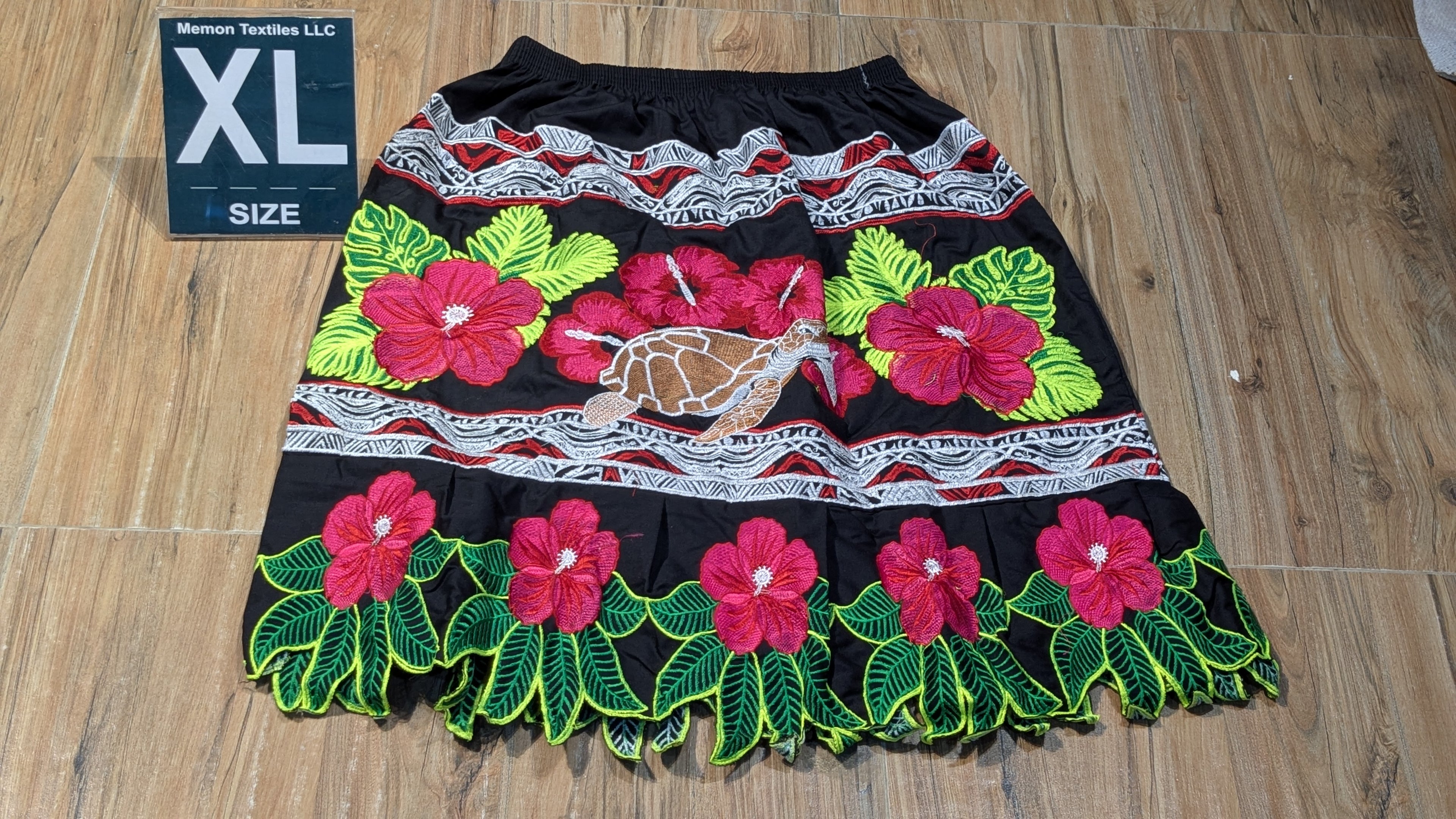 Embroidered Island Skirts (Urohs) - XL