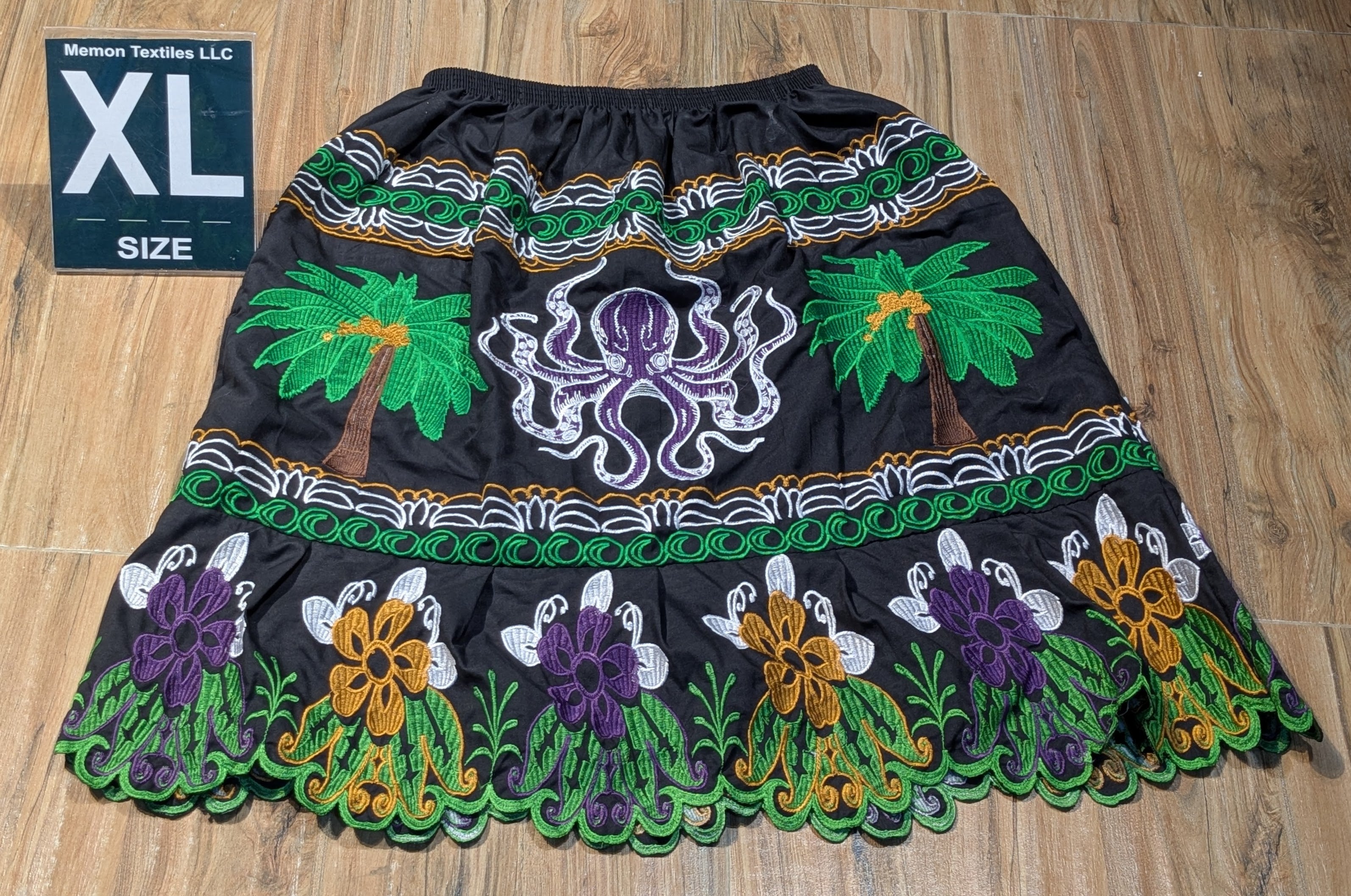 Embroidered Island Skirts (Urohs) - XL