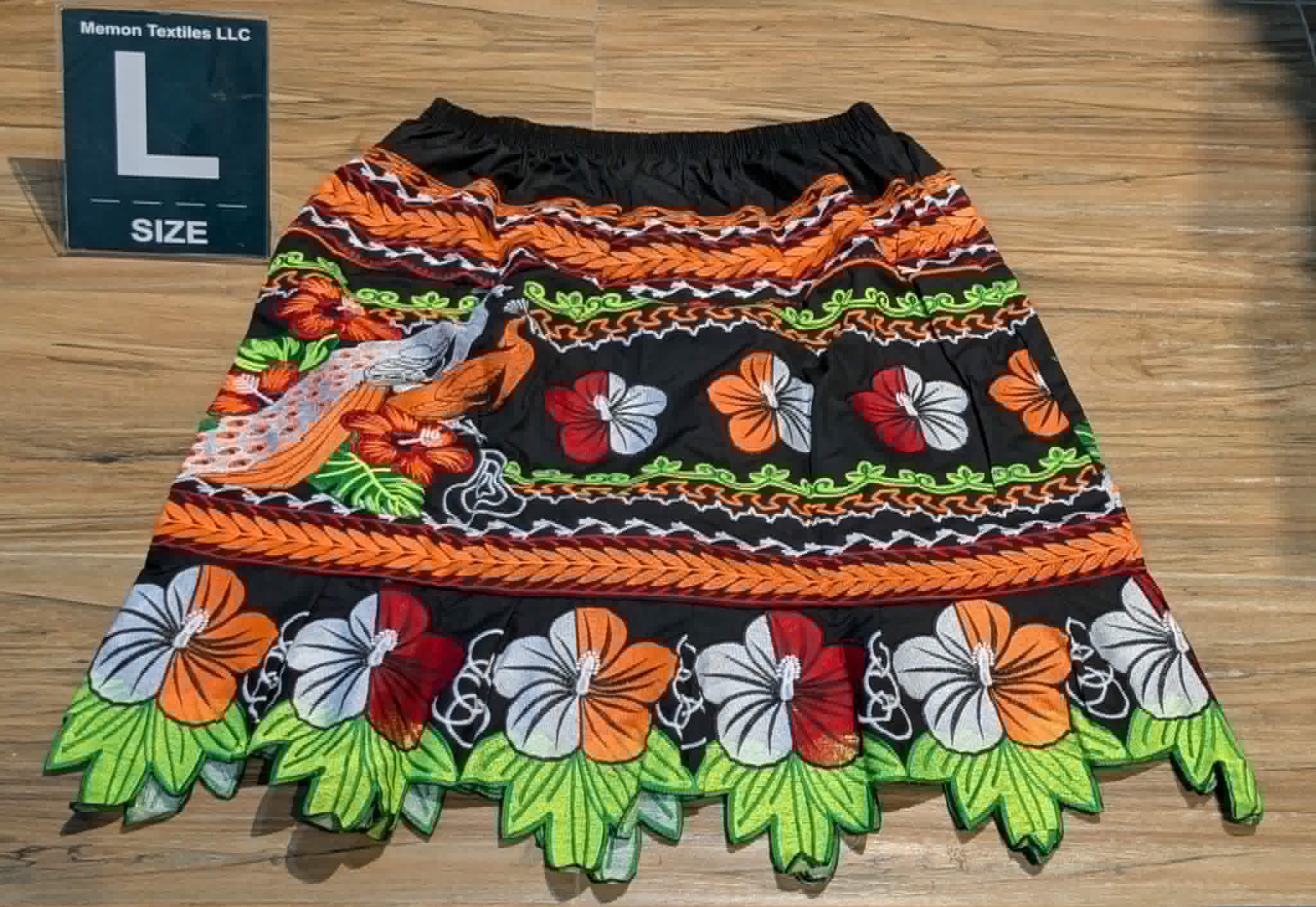 Floral Embroidered Island Skirts (Urohs) - L