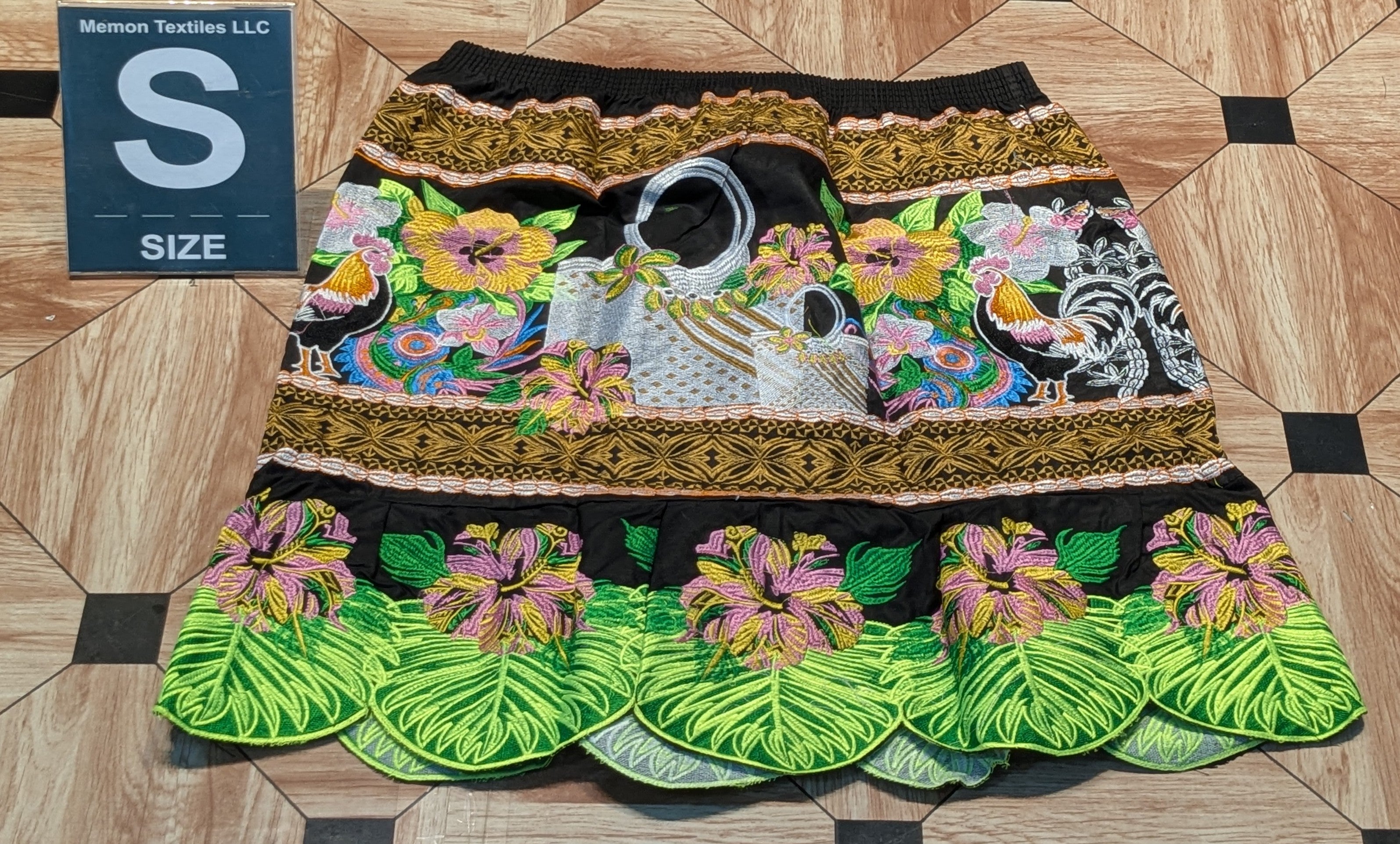 Embroidered Island Skirts (Urohs) - S