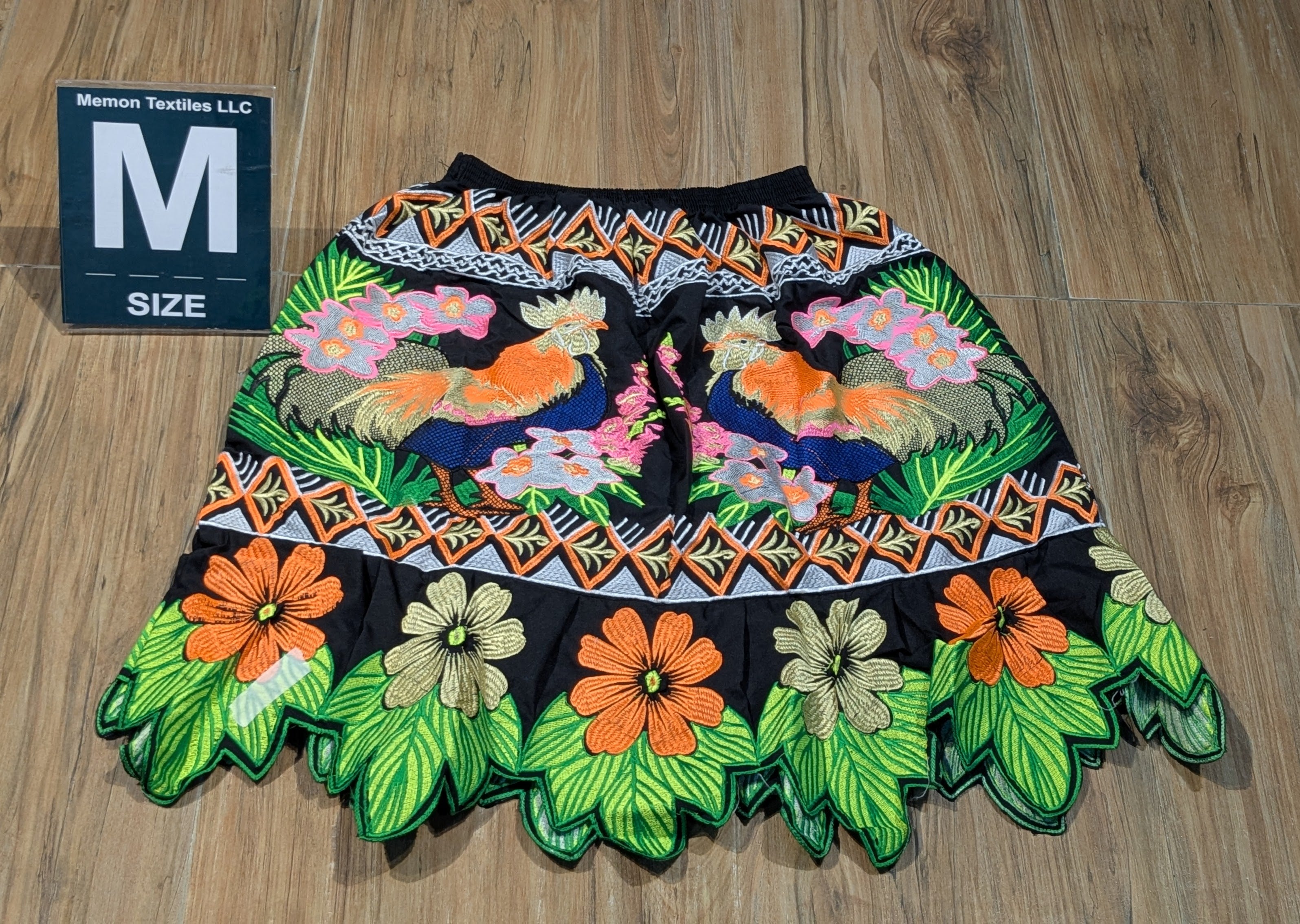 Embroidered Island Skirts (Urohs) - M