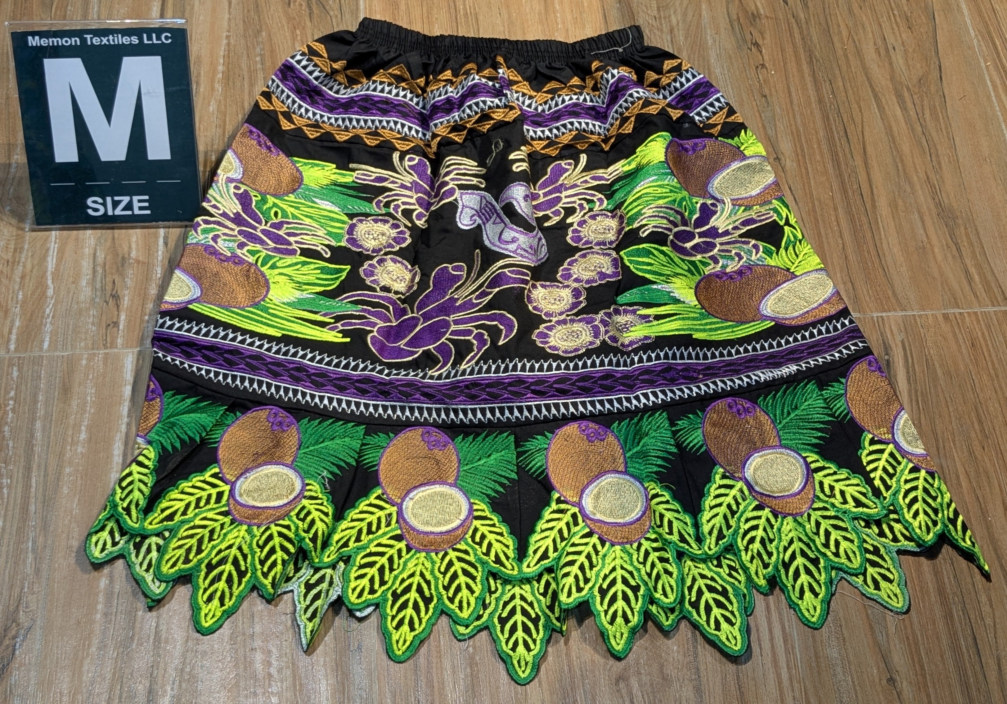 Floral Embroidered Island Skirts (Urohs) - M