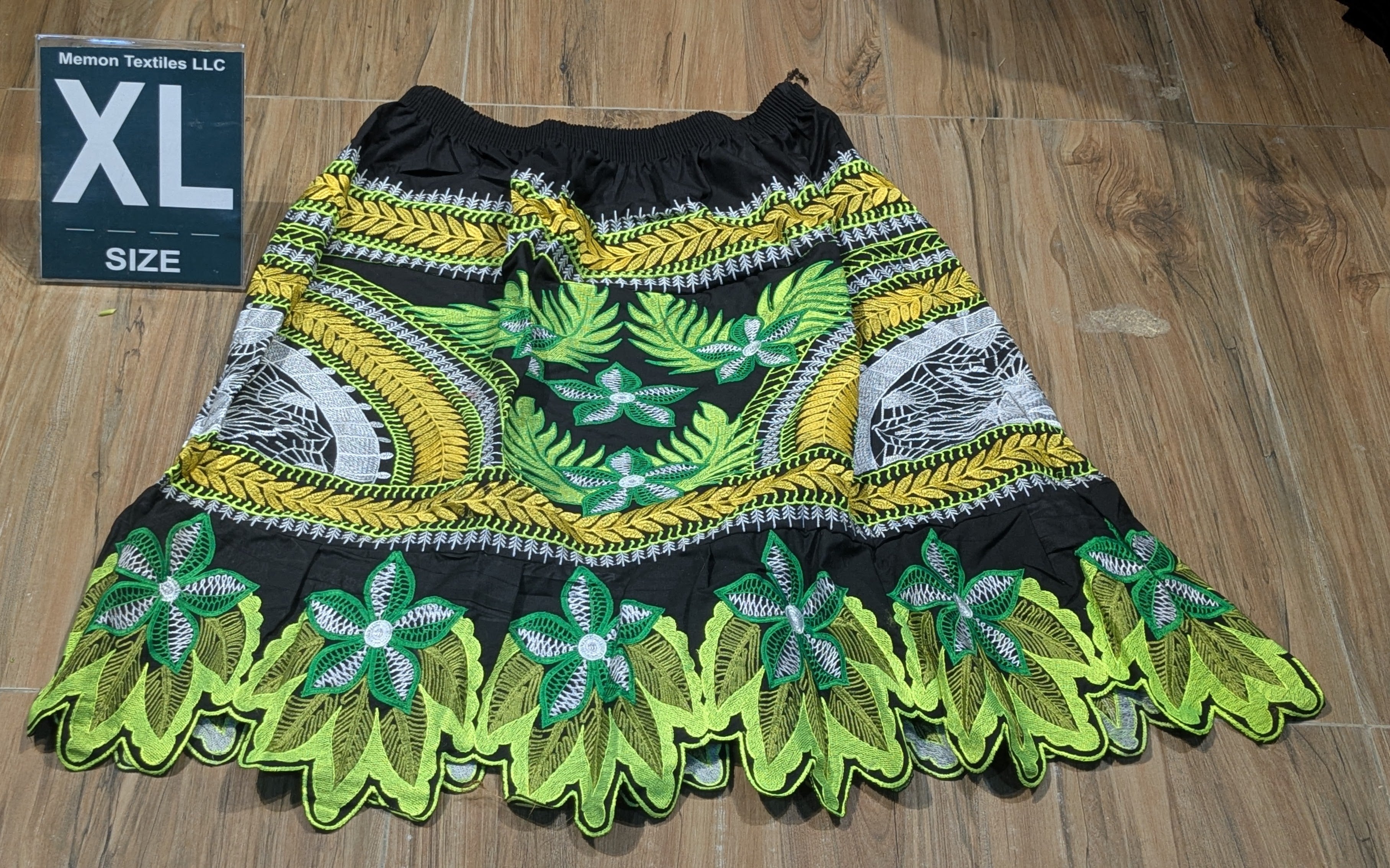 Floral Embroidered Island Skirts (Urohs) - XL