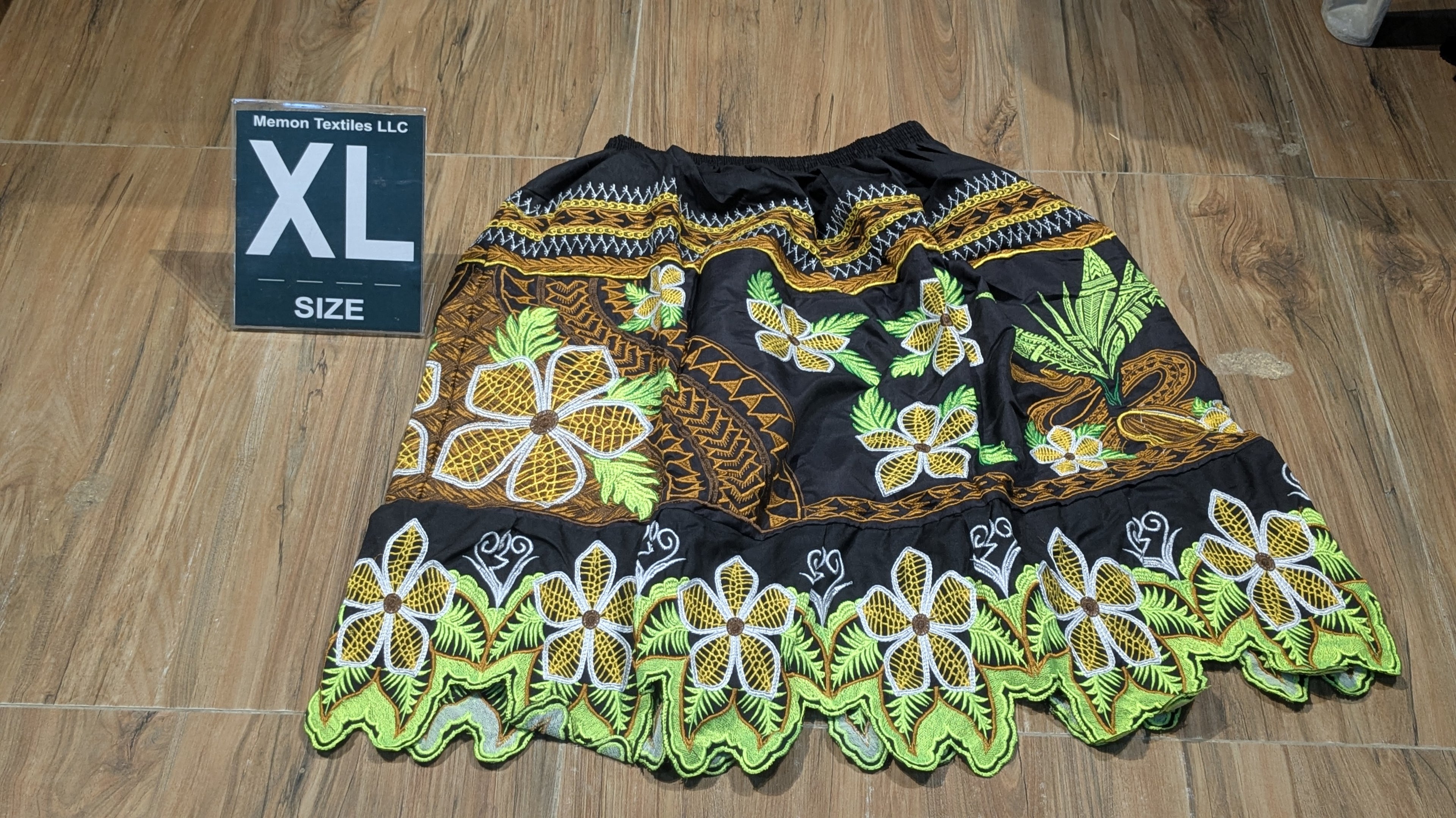 Floral Embroidered Island Skirts (Urohs) - XL