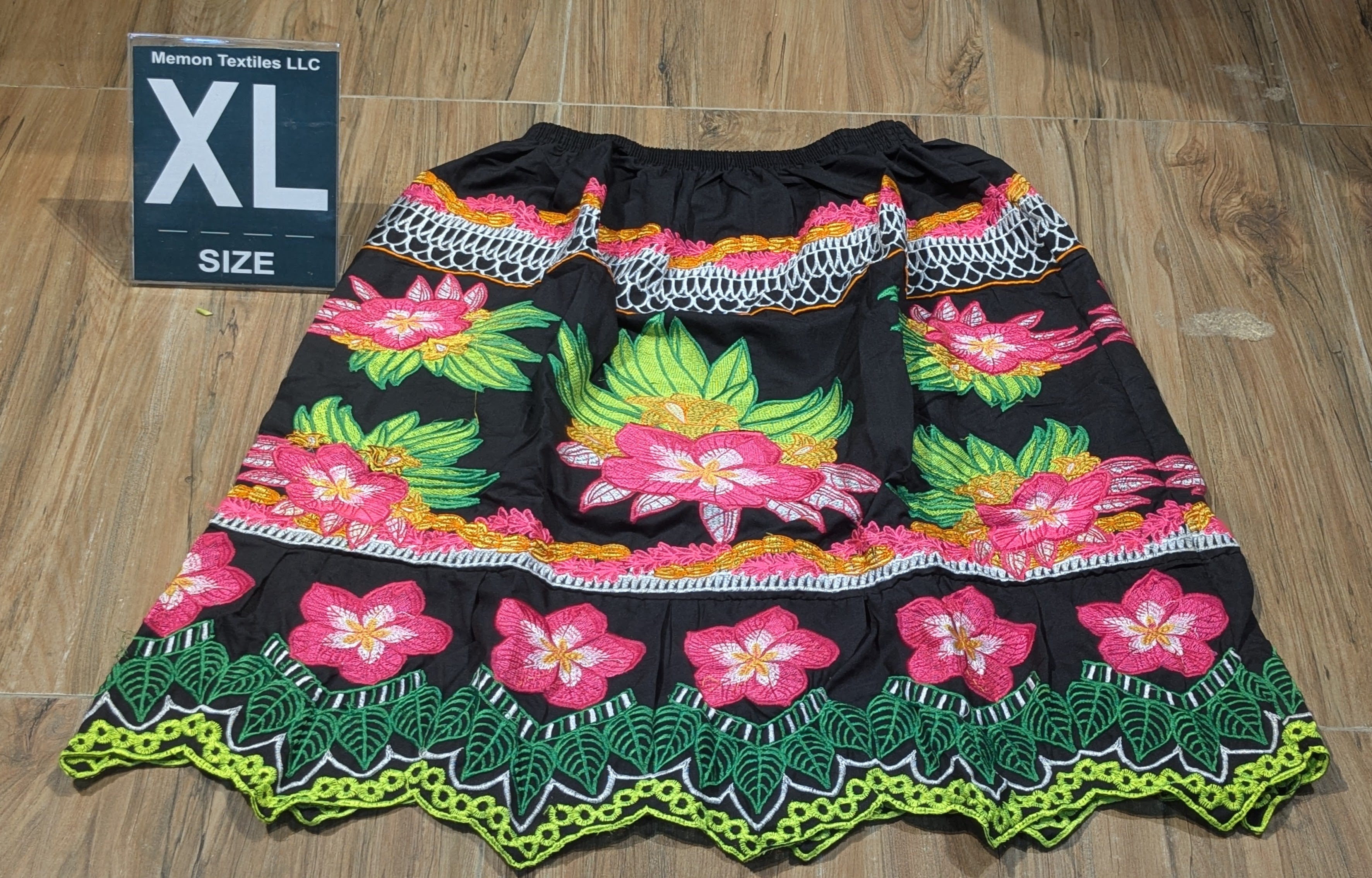 Floral Embroidered Island Skirts (Urohs) - XL