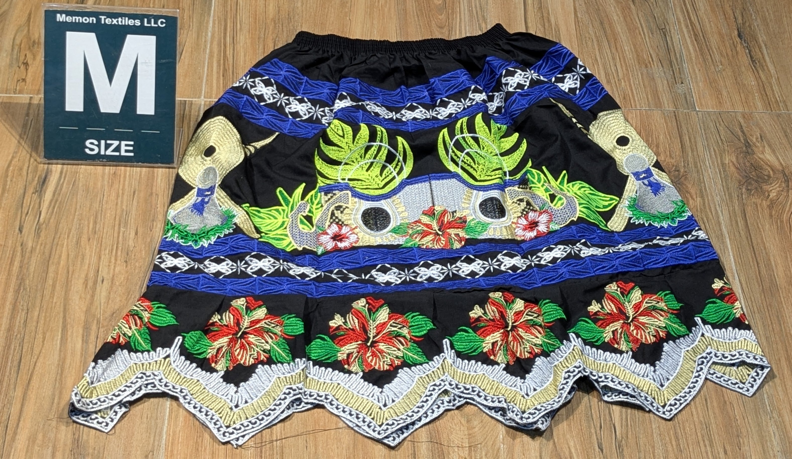 Floral Embroidered Island Skirts (Urohs) - M