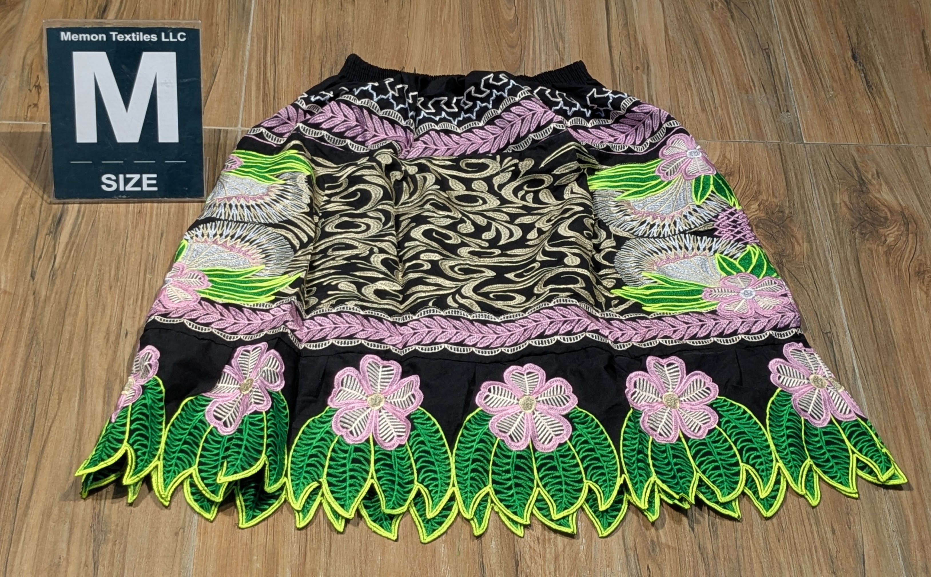 Floral Embroidered Island Skirts (Urohs) - M #1424