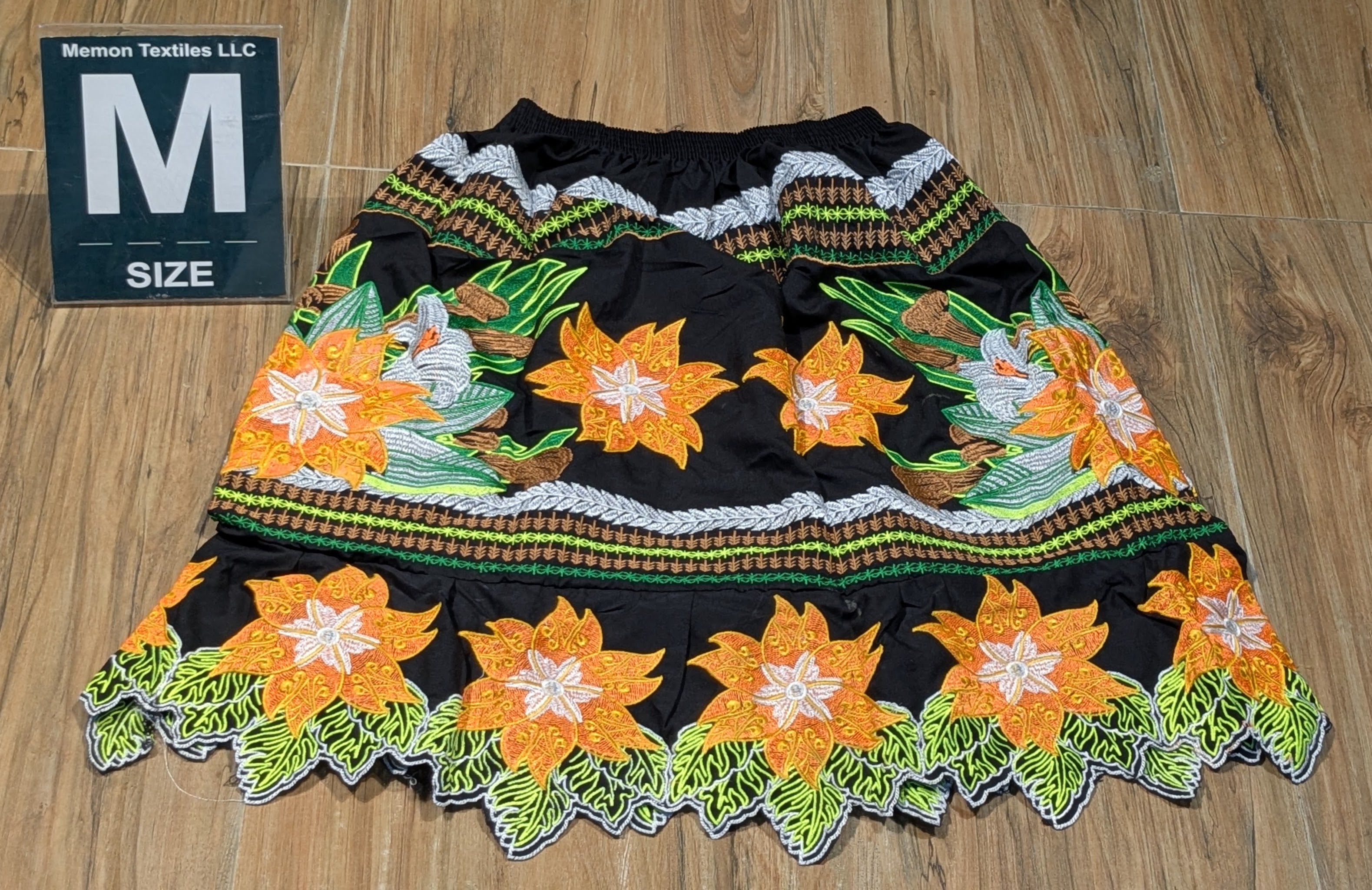 Floral Embroidered Island Skirts (Urohs) - M #1427