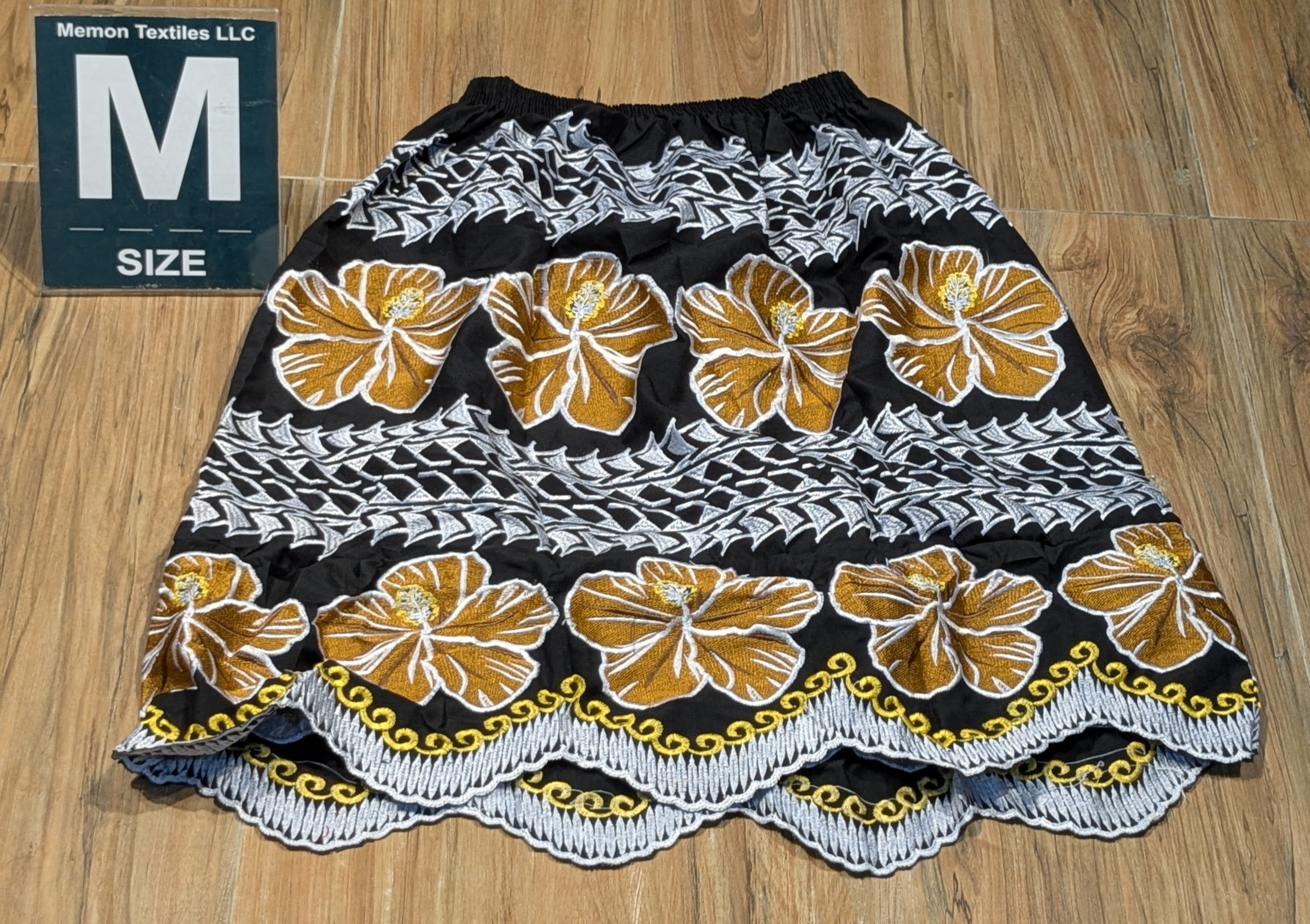 Floral Embroidered Island Skirts (Urohs) - M #1429