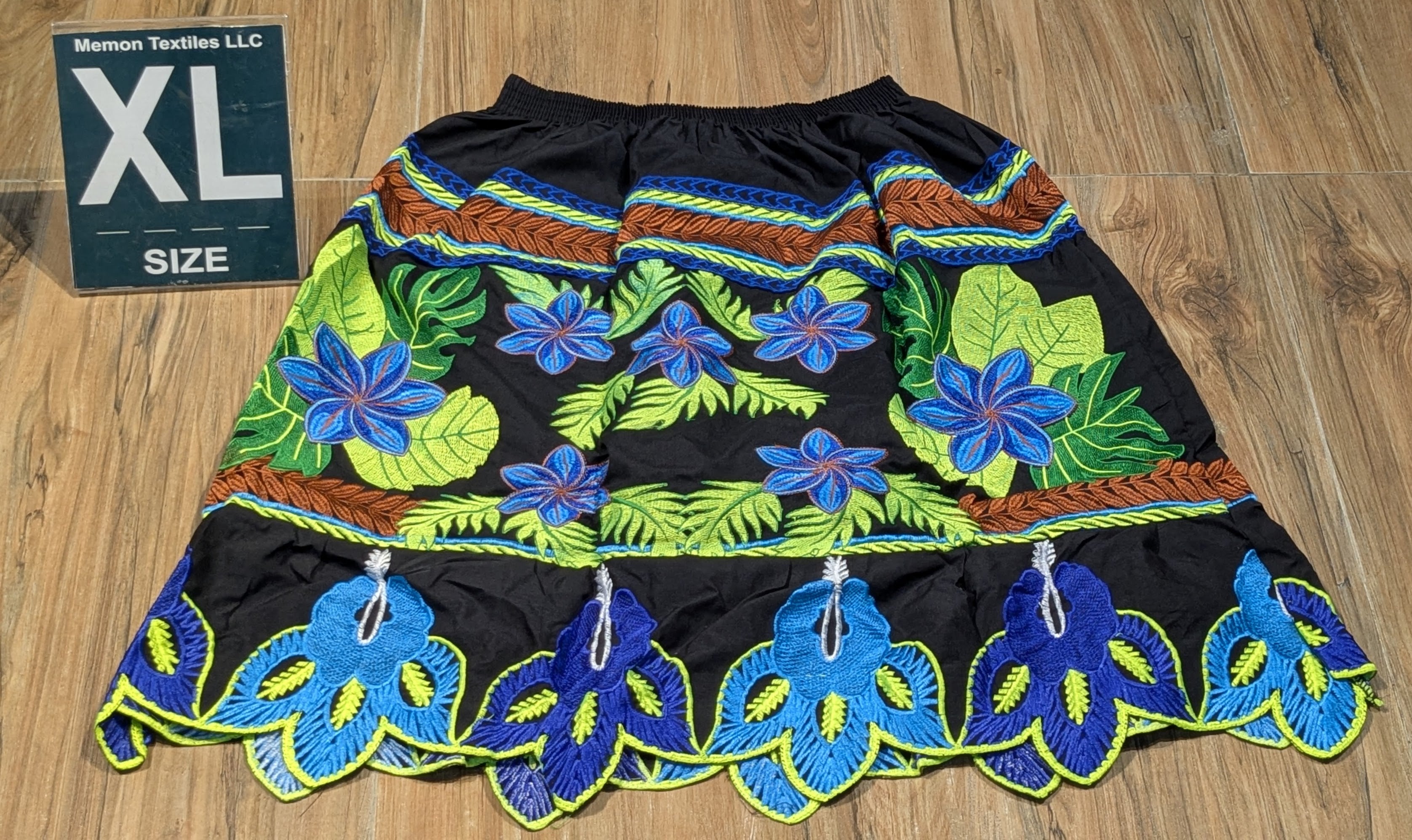 Floral Embroidered Island Skirts (Urohs) - XL #1466
