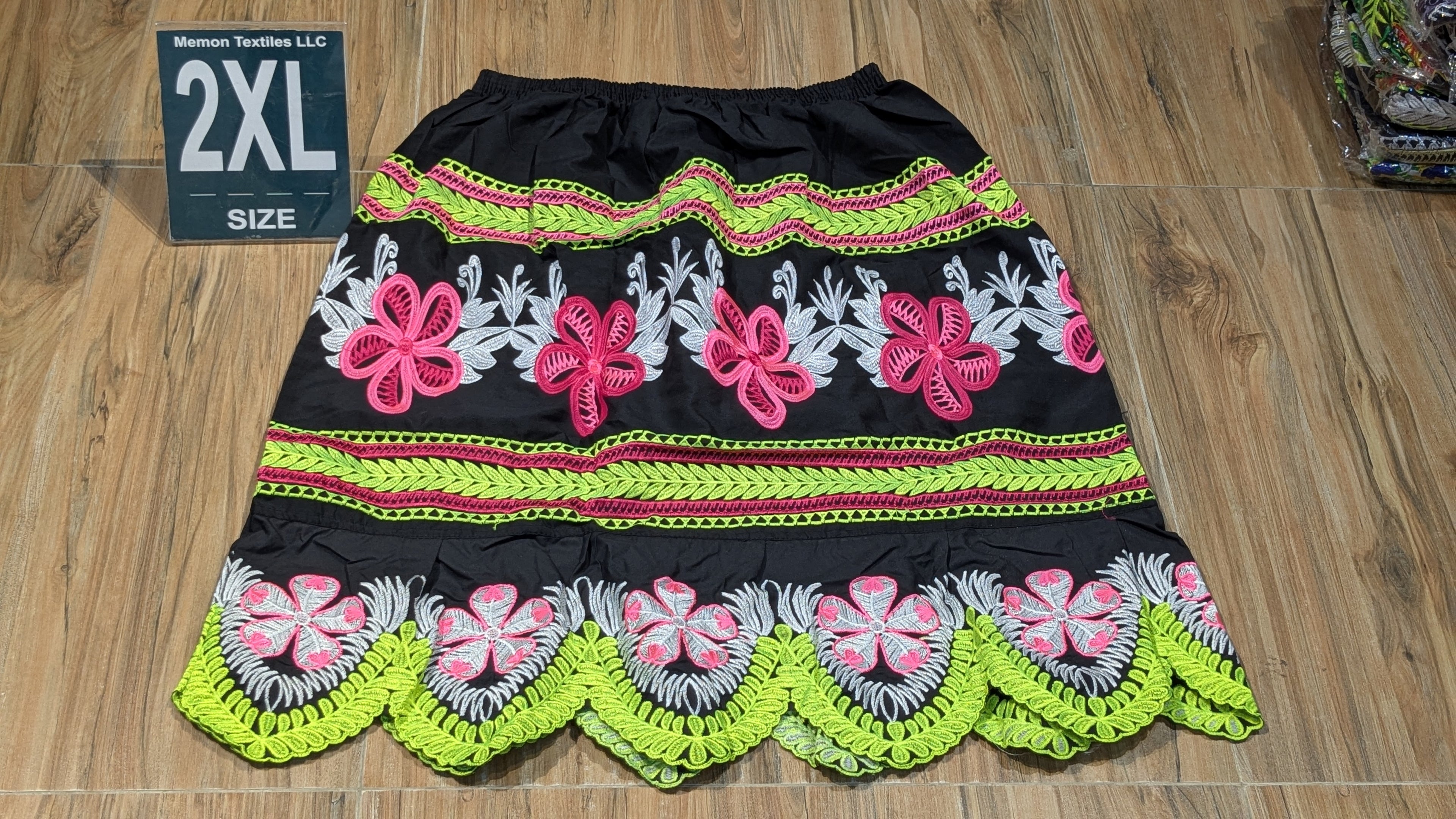 Floral Embroidered Island Skirts (Urohs) - 2XL #1517