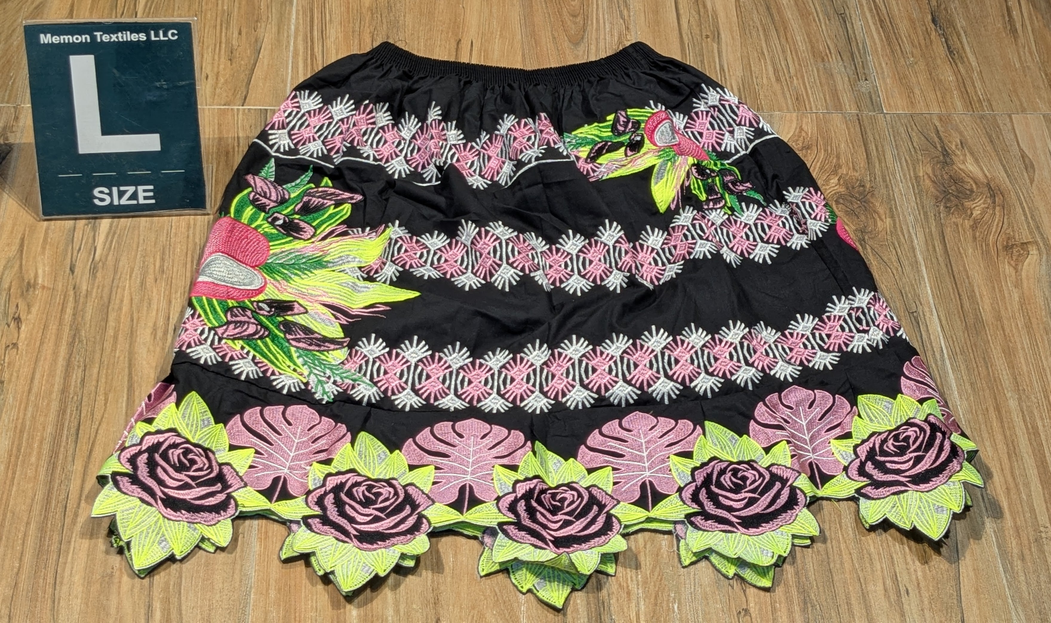 Floral Embroidered Island Skirts (Urohs) - L #1525