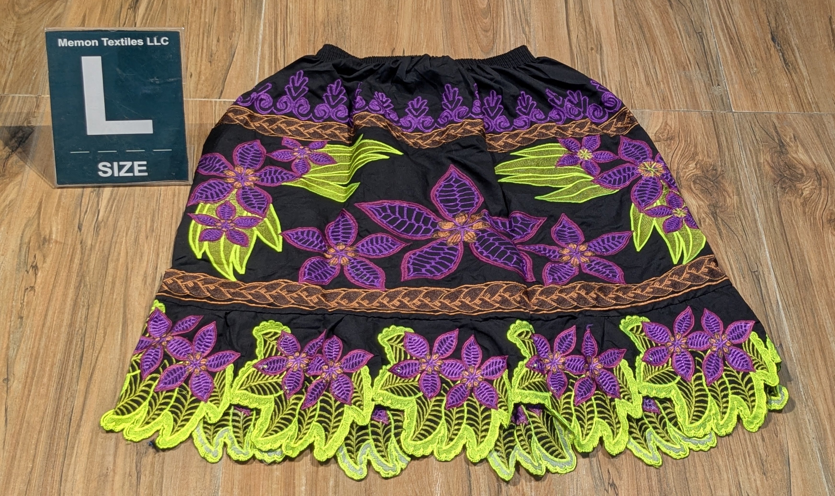 Floral Embroidered Island Skirts (Urohs) - L #1529
