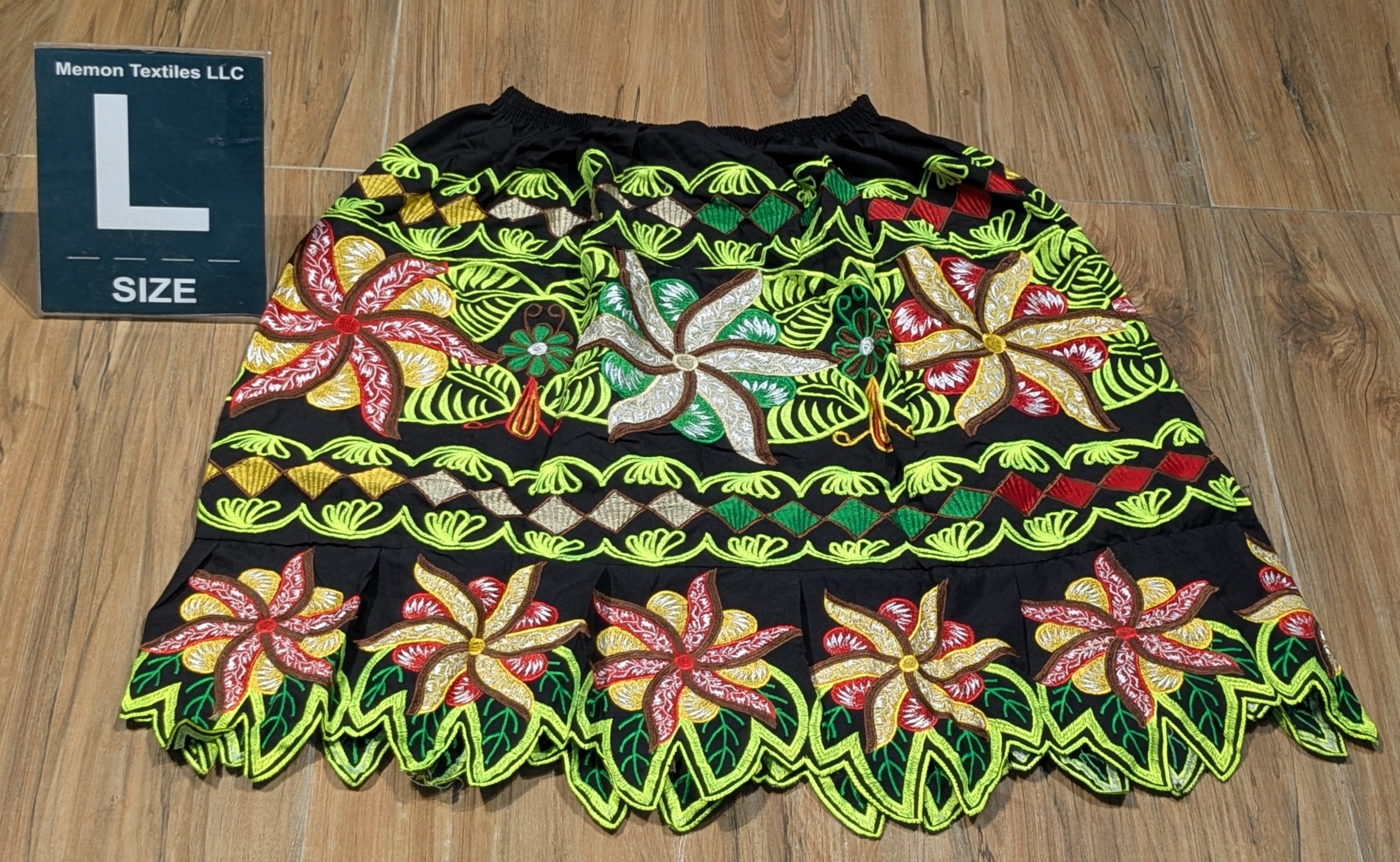 Floral Embroidered Island Skirts (Urohs) - L #1537