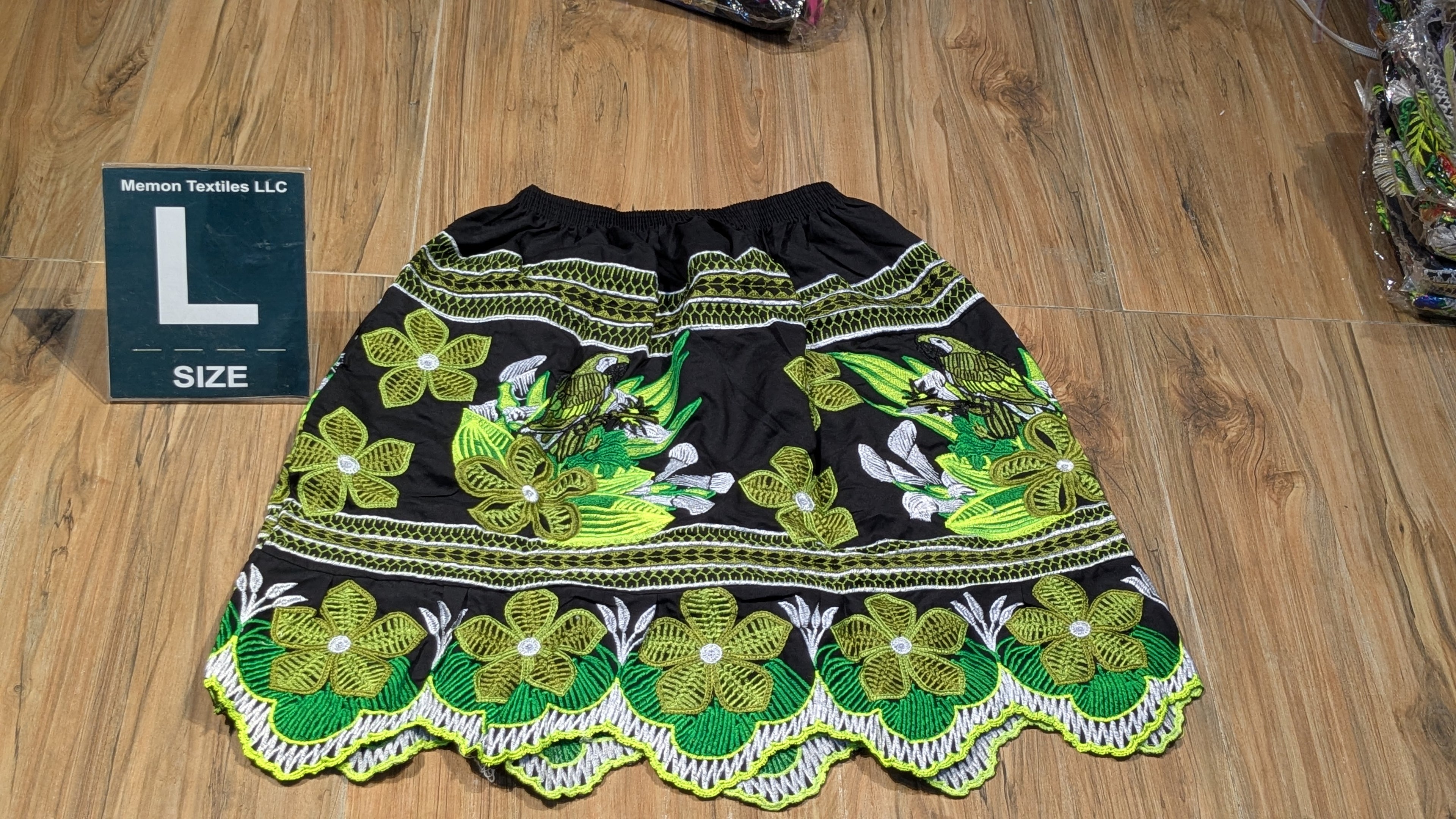 Floral Embroidered Island Skirts (Urohs) - L #1540