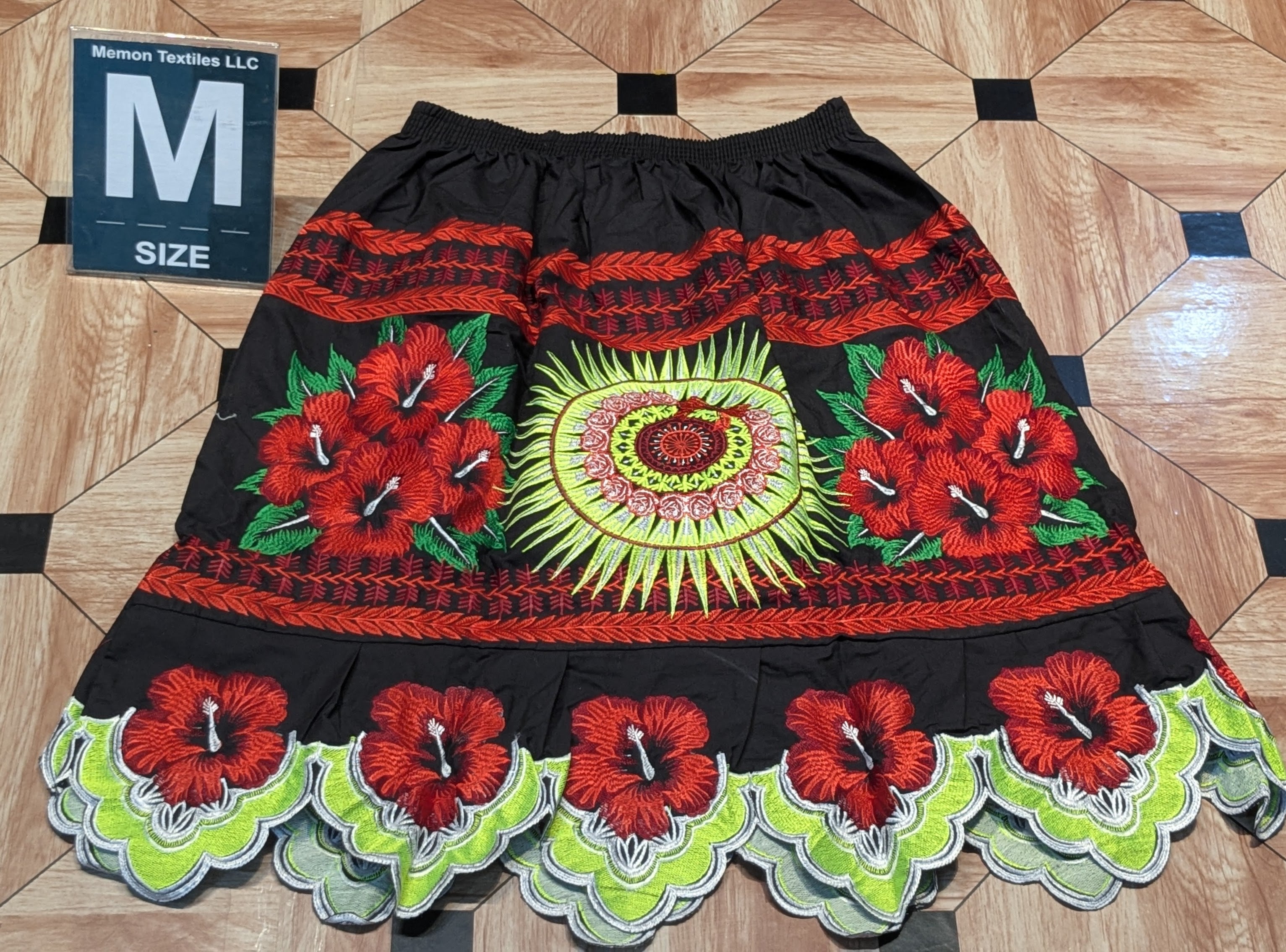 Floral Embroidered Island Skirts (Urohs) - M