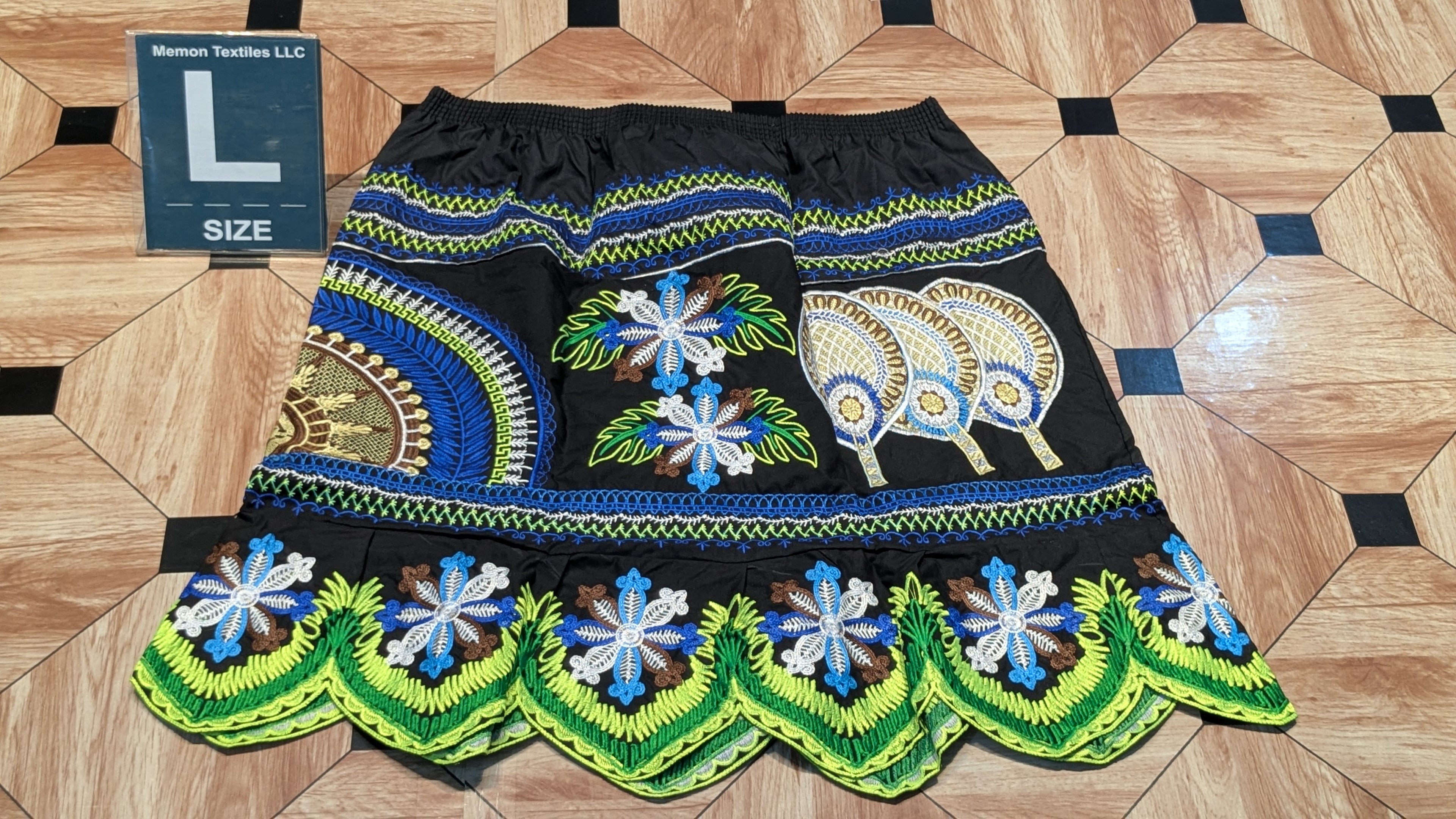 Floral Embroidered Island Skirts (Urohs) - L