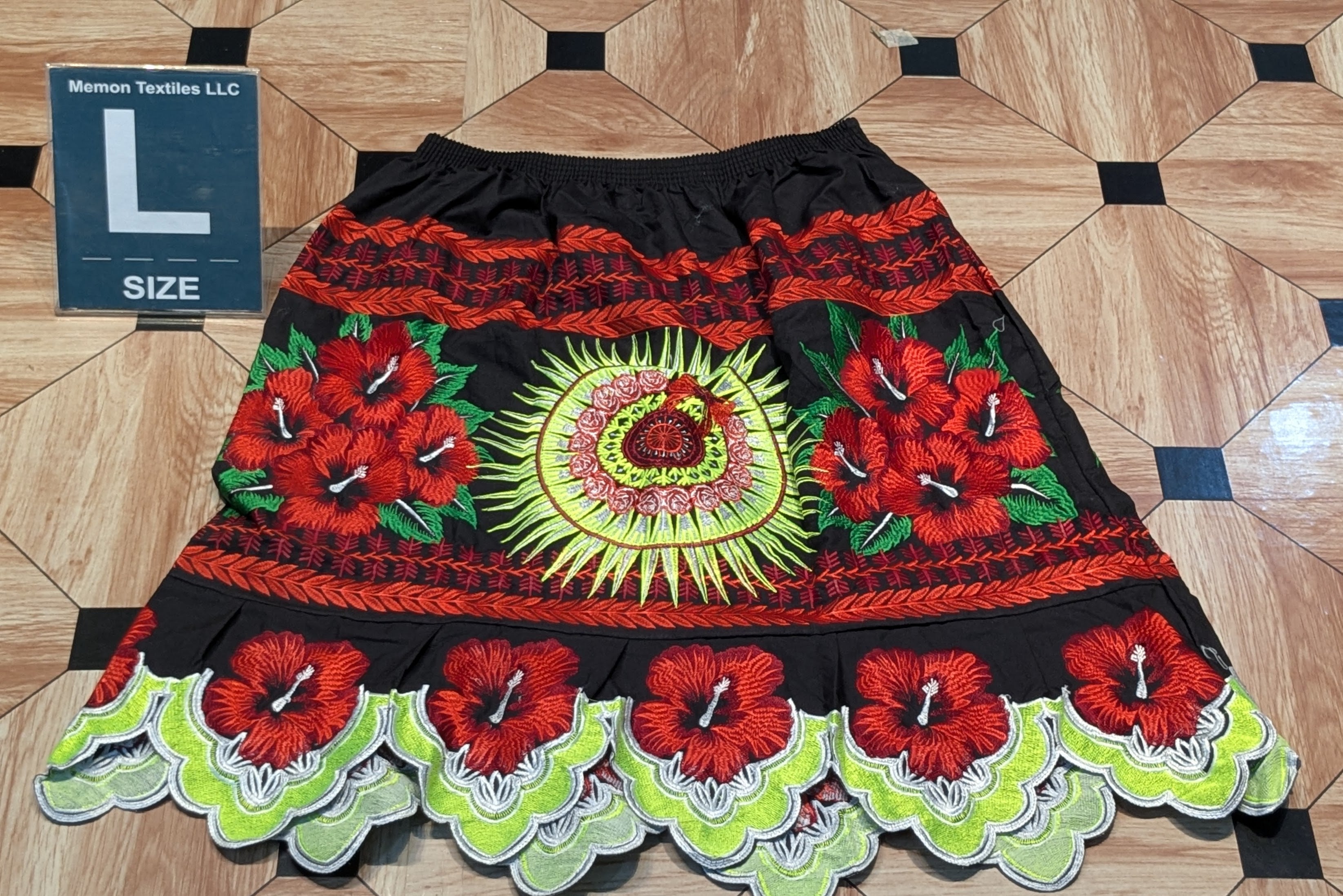 Floral Embroidered Island Skirts (Urohs) - L