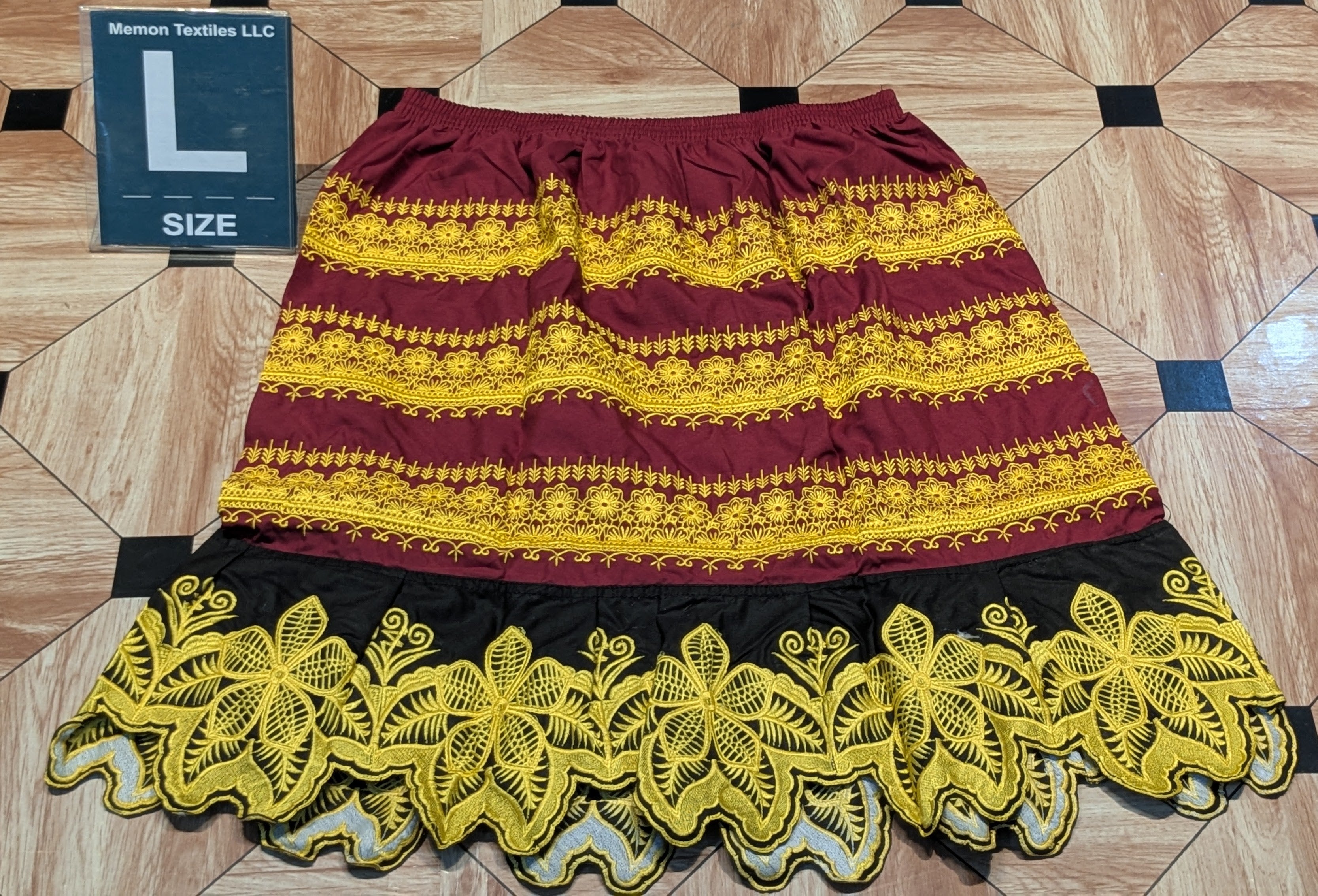 Floral Embroidered Island Skirts (Urohs) - L
