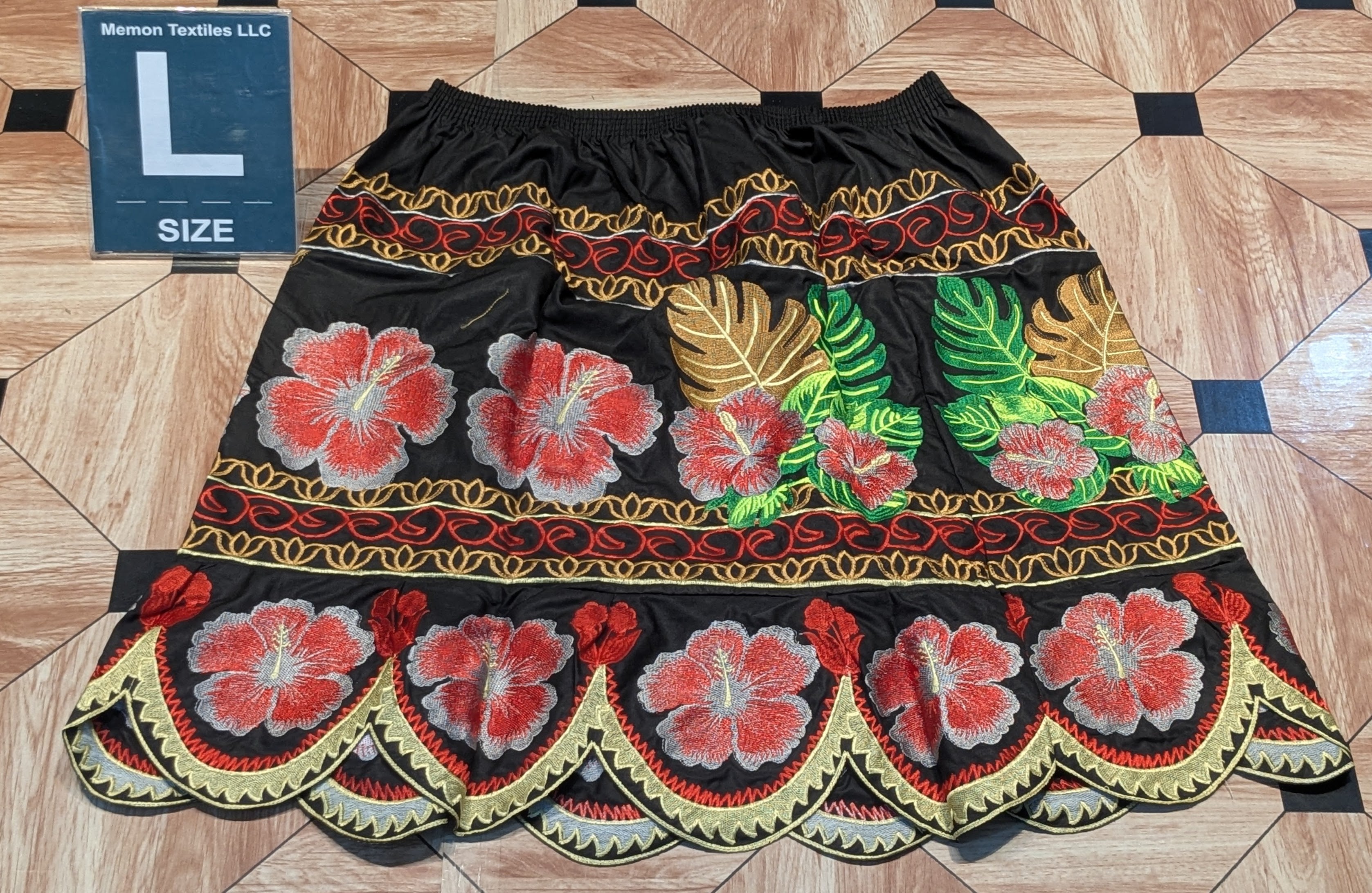 Floral Embroidered Island Skirts (Urohs) - L