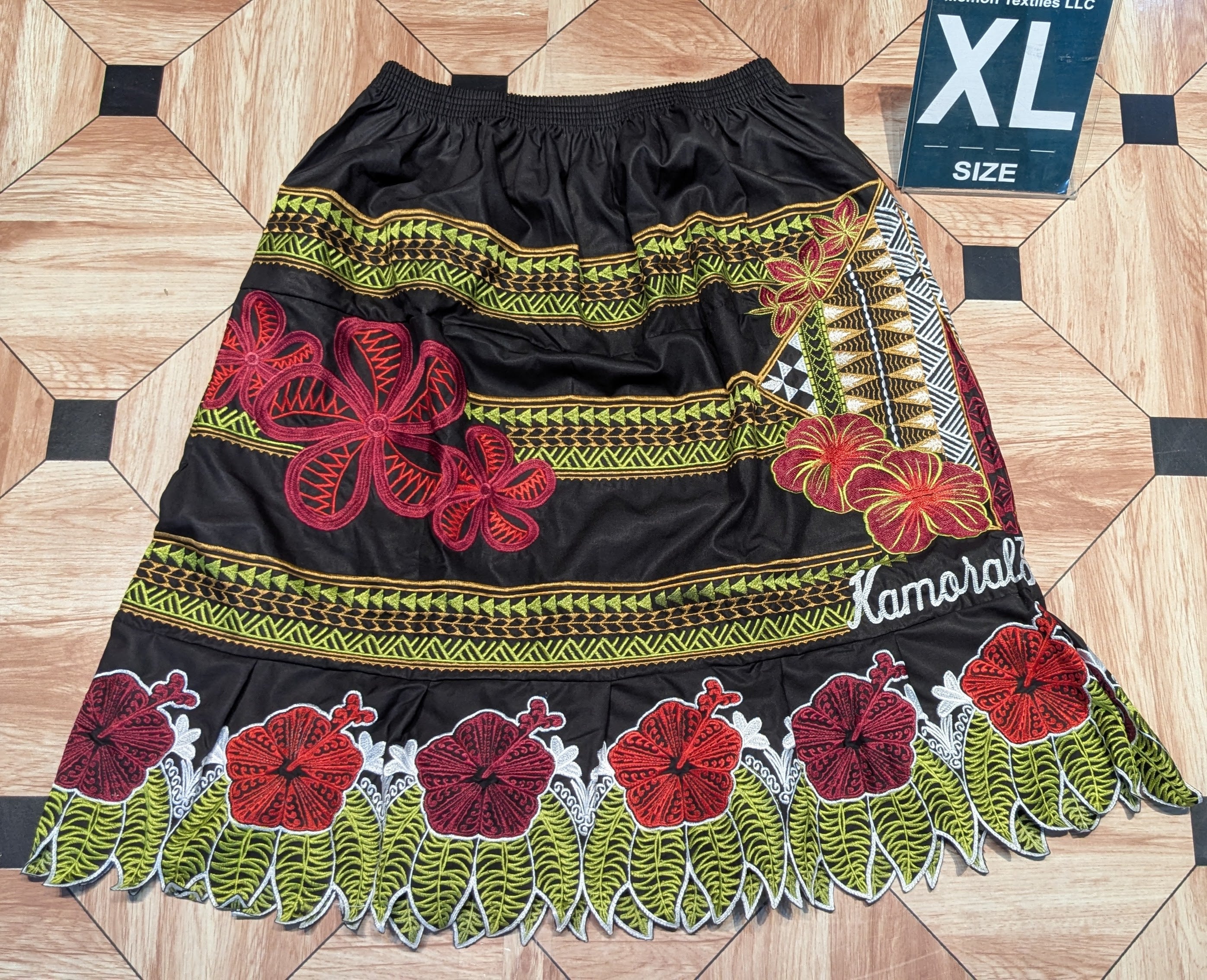 Floral Embroidered Island Skirts (Urohs) - XL