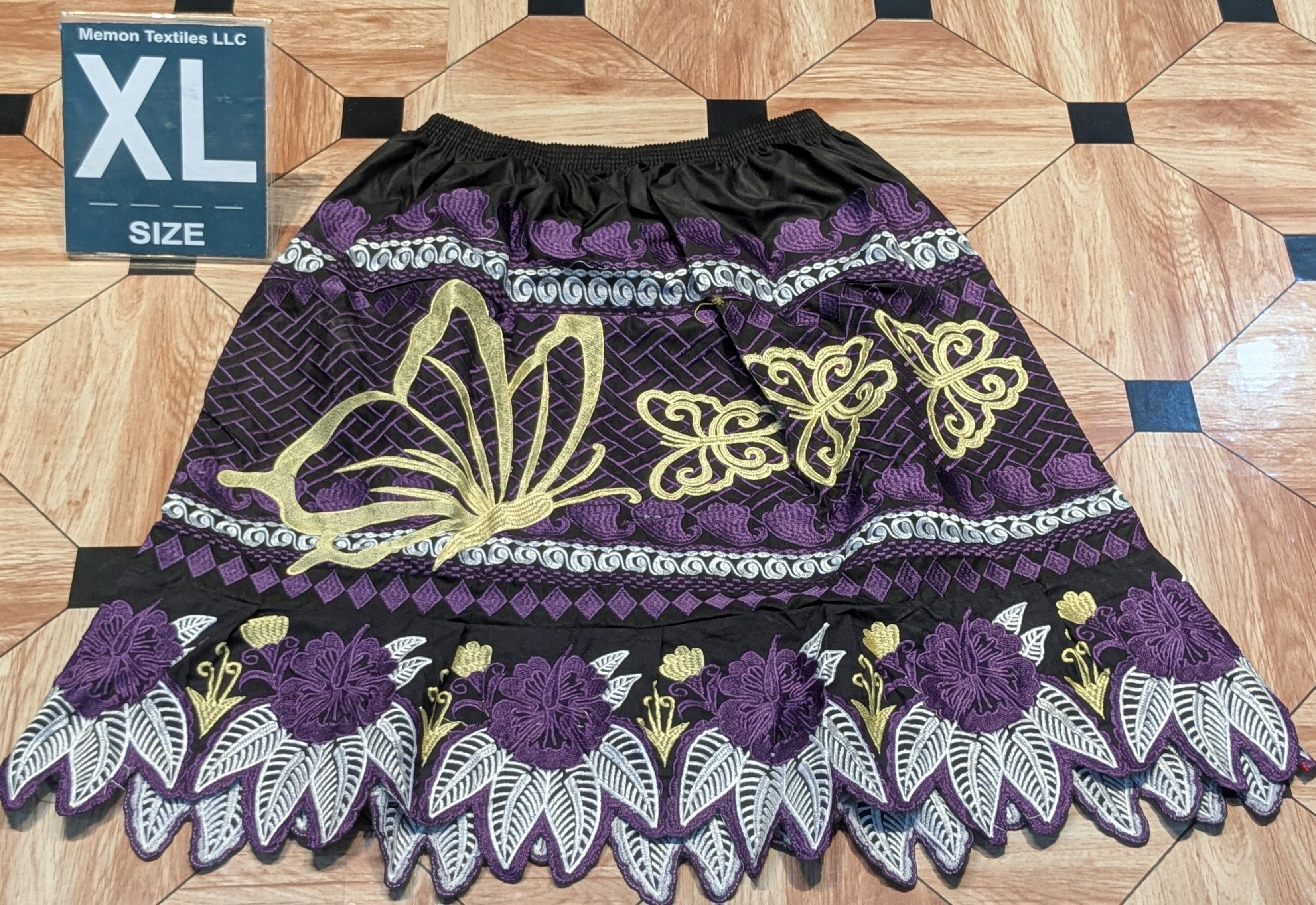 Floral Embroidered Island Skirts (Urohs) - XL