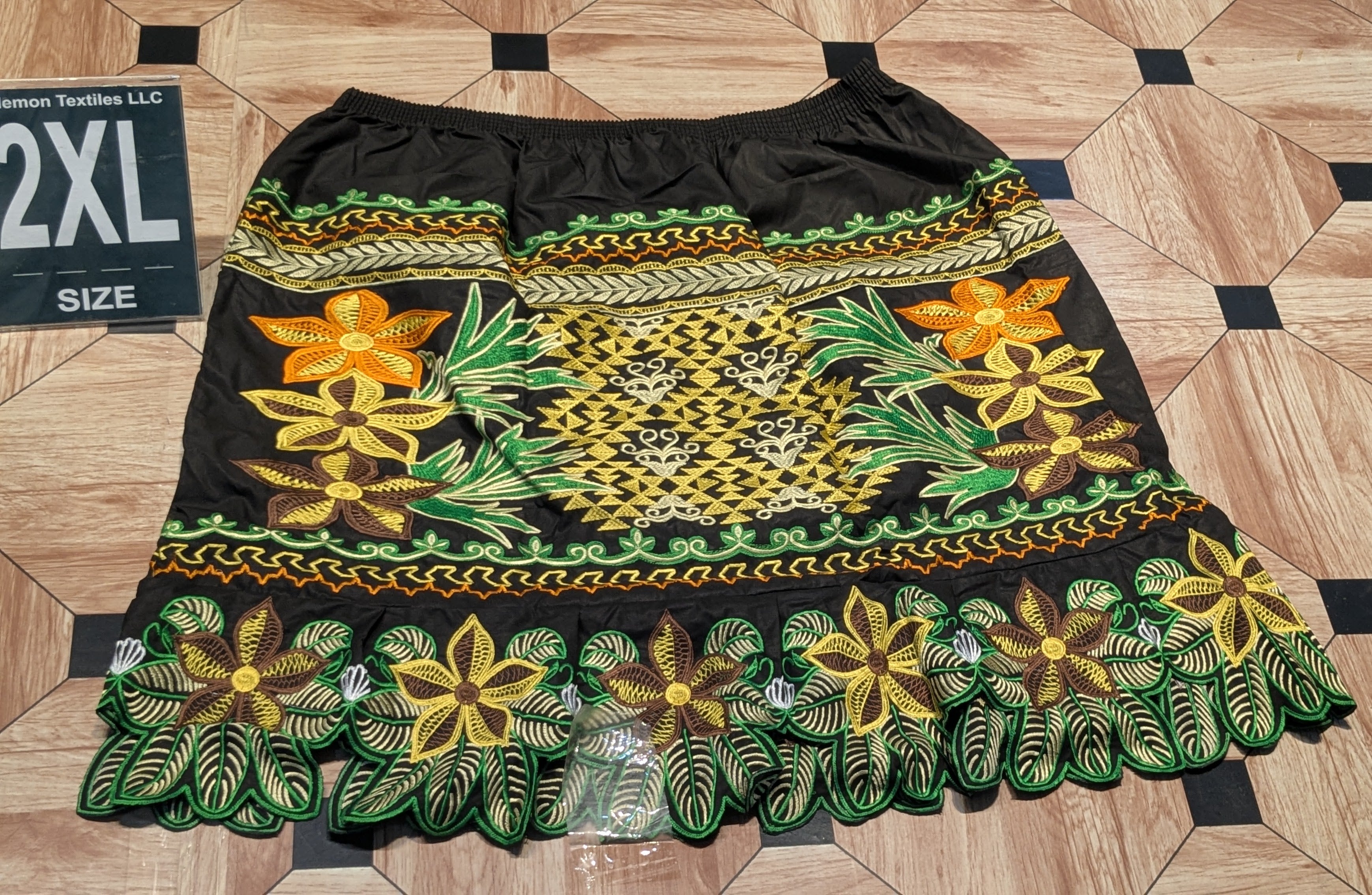 Floral Embroidered Island Skirts (Urohs) - 2XL