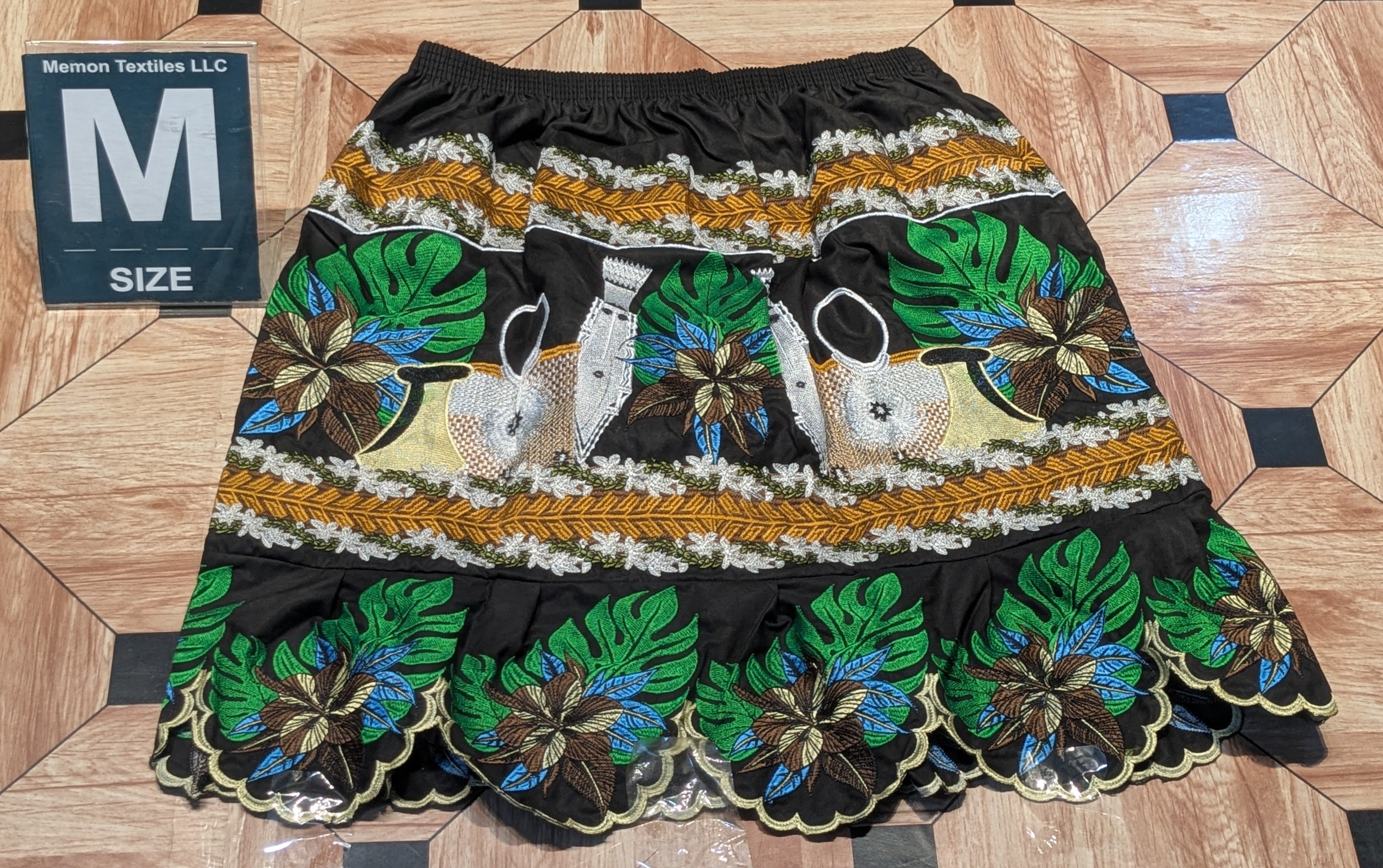 Floral Embroidered Island Skirts (Urohs) - M