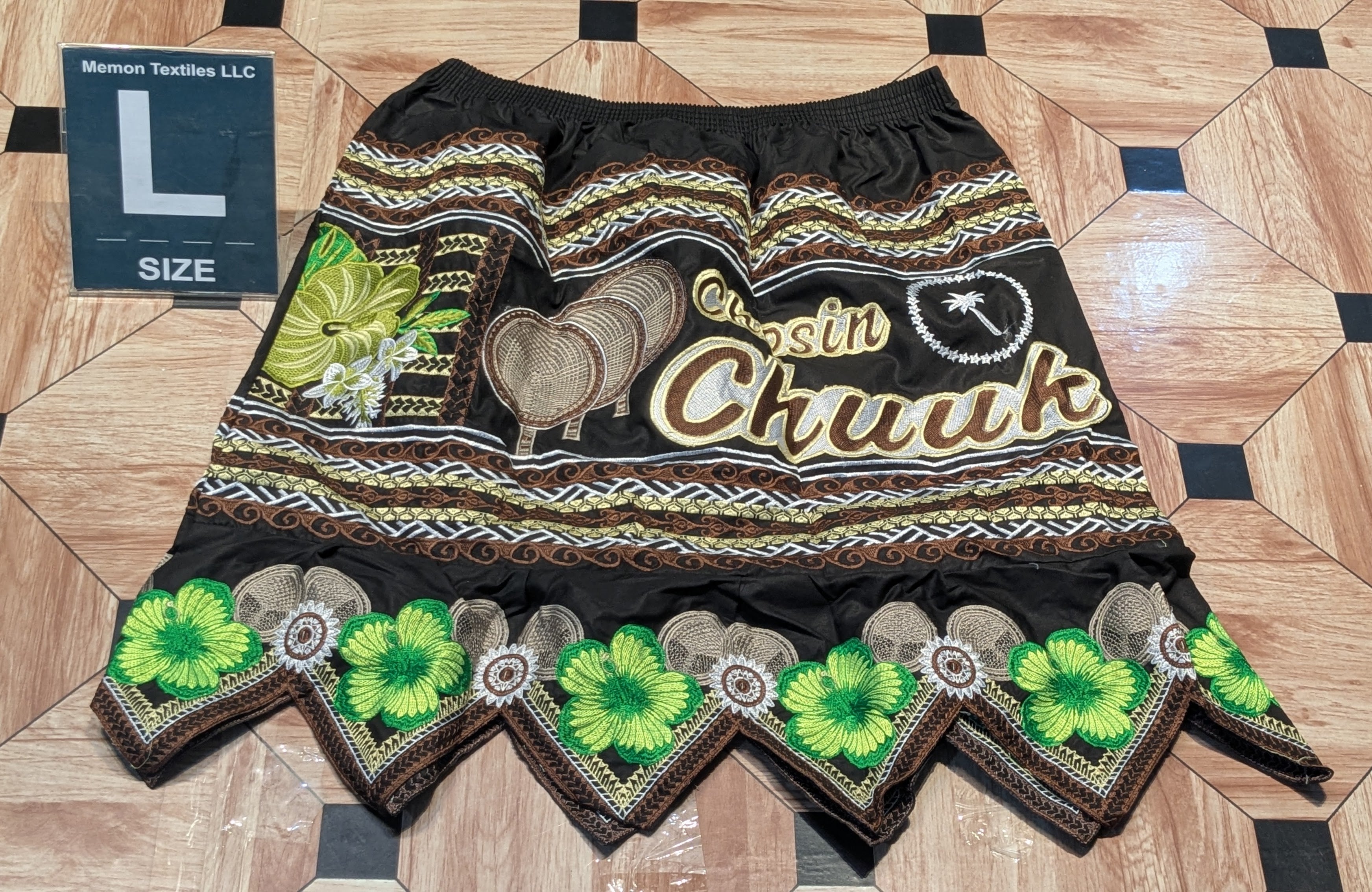 Floral Embroidered Island Skirts (Urohs) - L