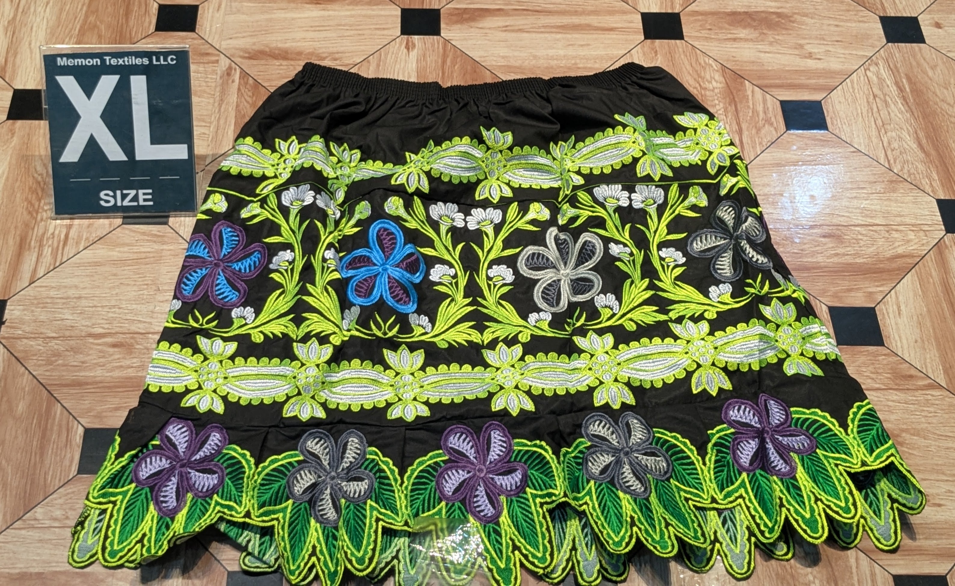 Floral Embroidered Island Skirts (Urohs) - XL