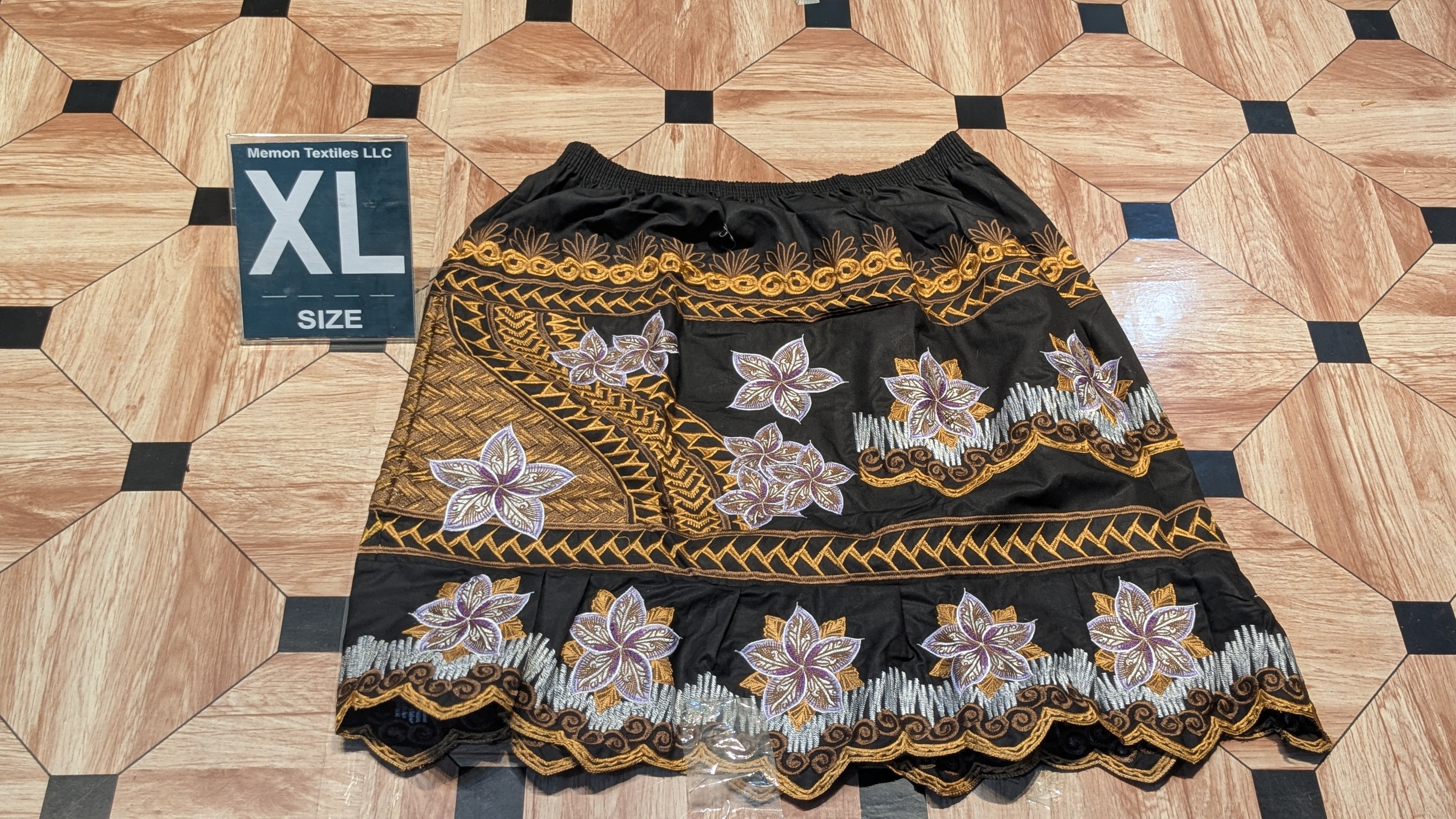 Floral Embroidered Island Skirts (Urohs) - XL