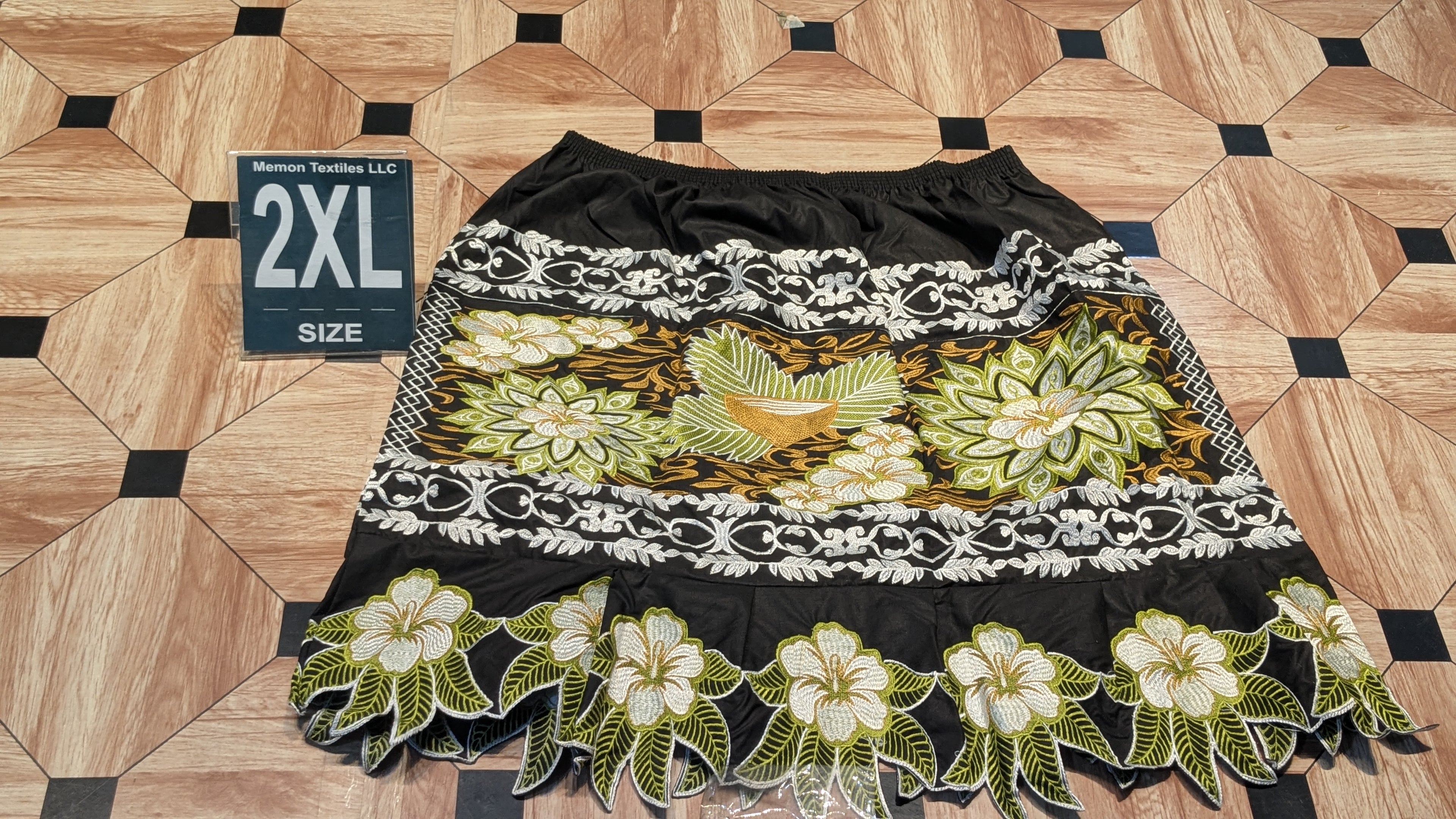 Floral Embroidered Island Skirts (Urohs) - 2XL
