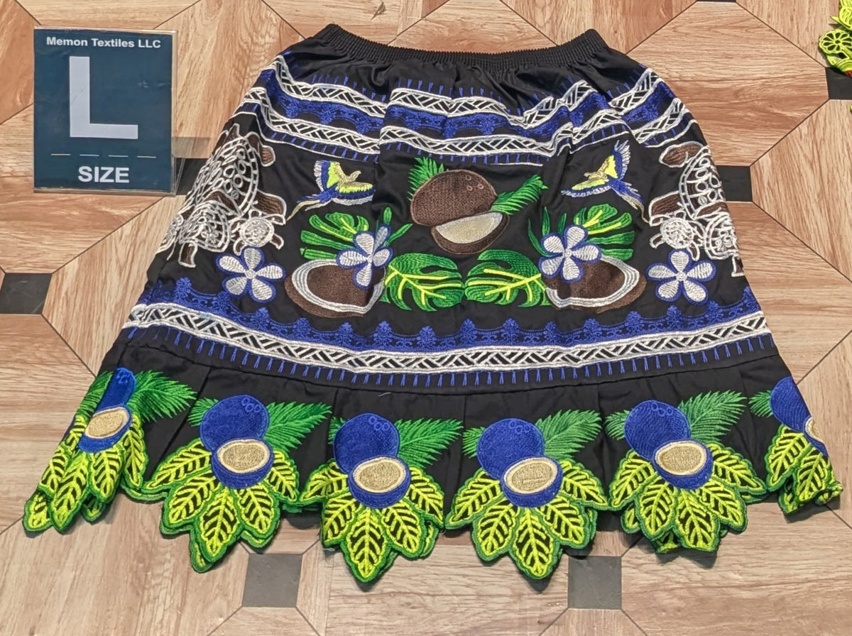 Floral Embroidered Island Skirt (Urohs) - L