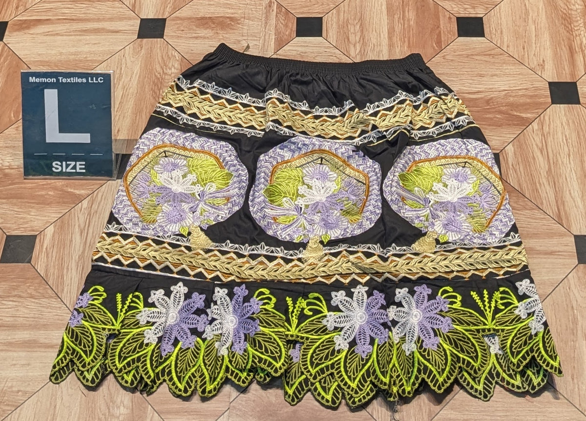 Floral Embroidered Skirts (Urohs) - L
