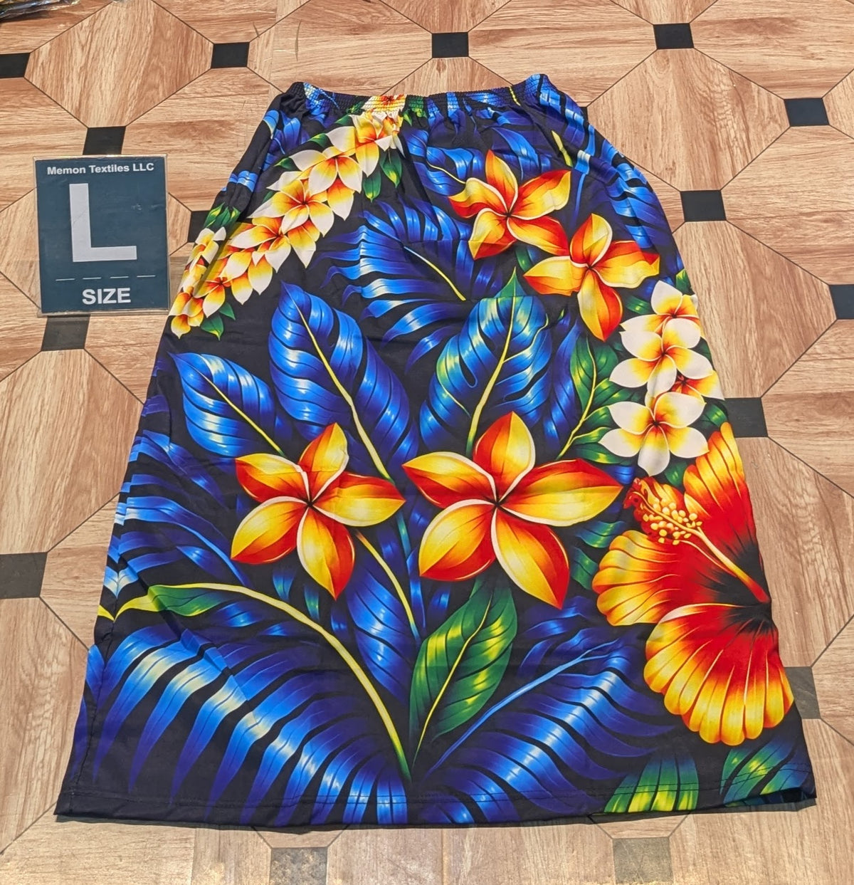 LONG SKIRTS LOCKDOWN - L