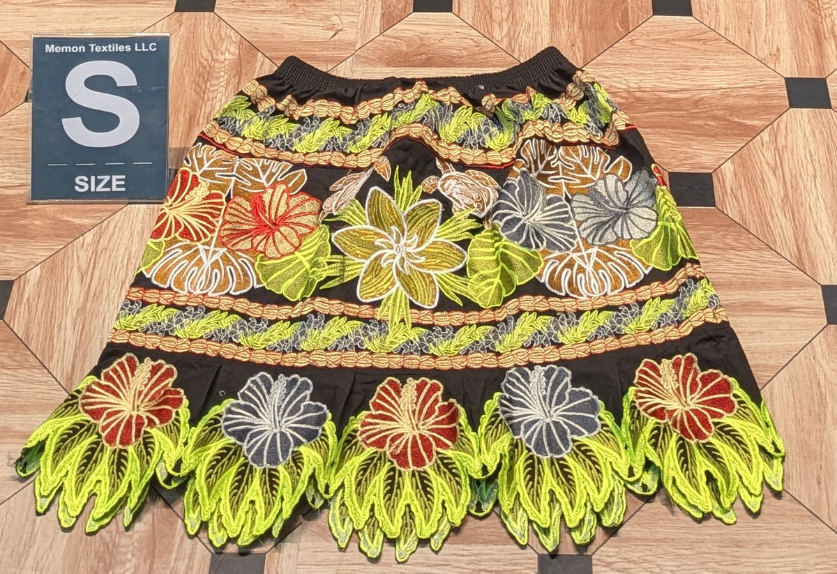 Floral Embroidered Skirts (Urohs) - S